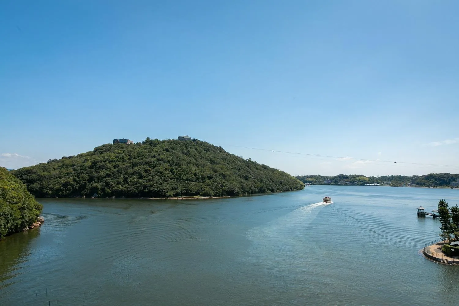 Lake view in Sansuikan Kinryu