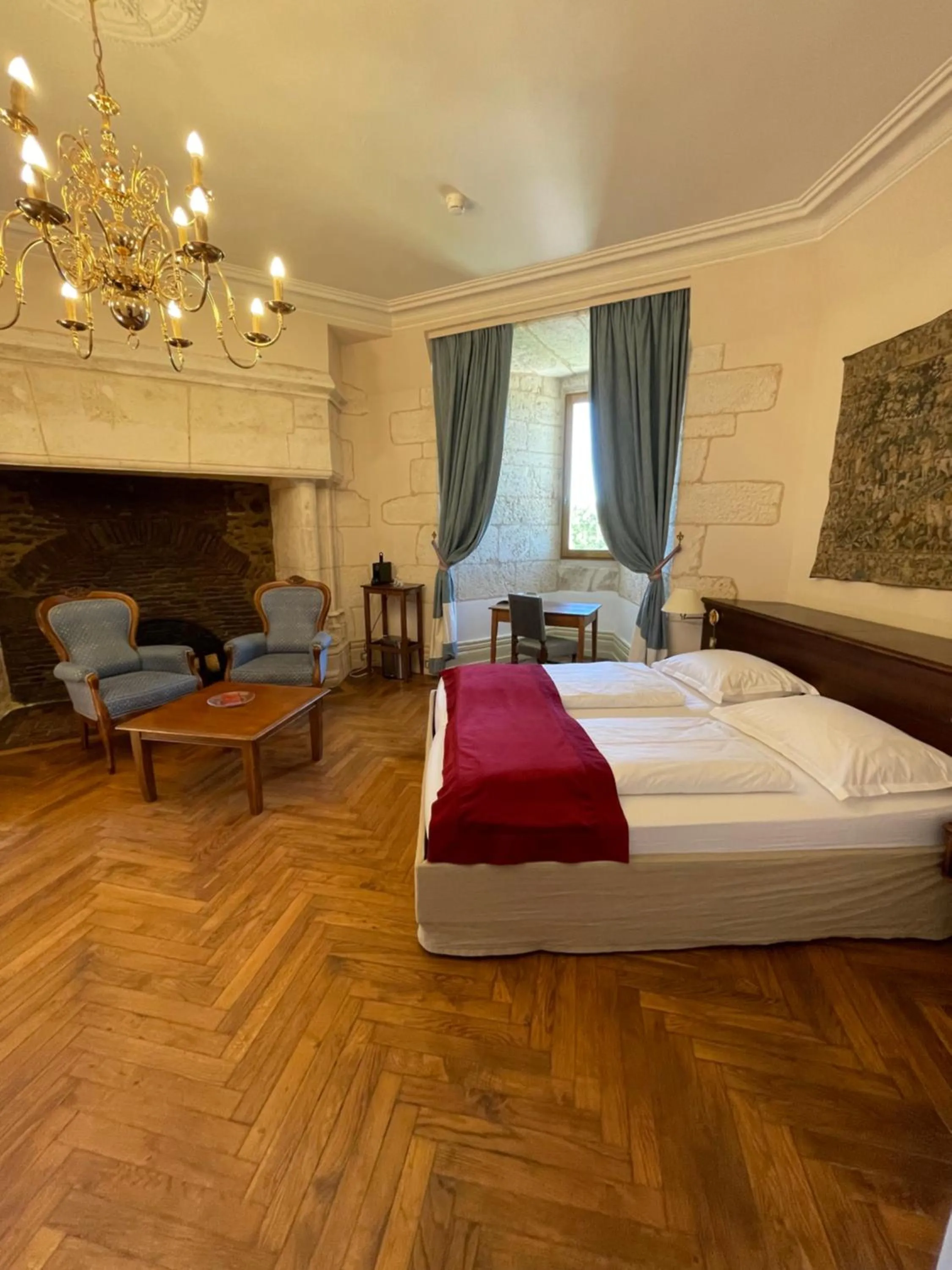 Bedroom, Bed in Hapimag Château de Chabenet