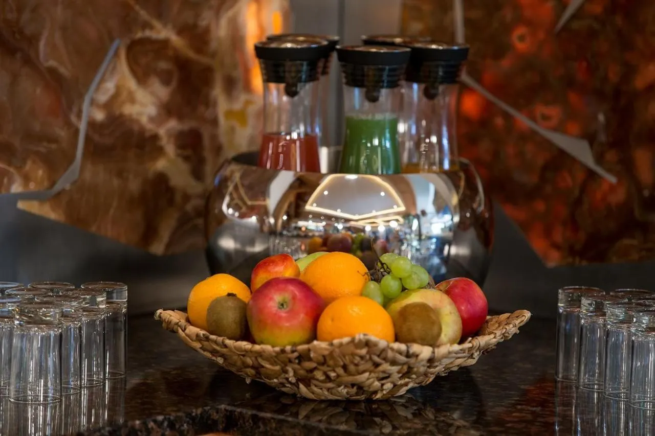 Buffet breakfast in Hotel Sporthof Austria