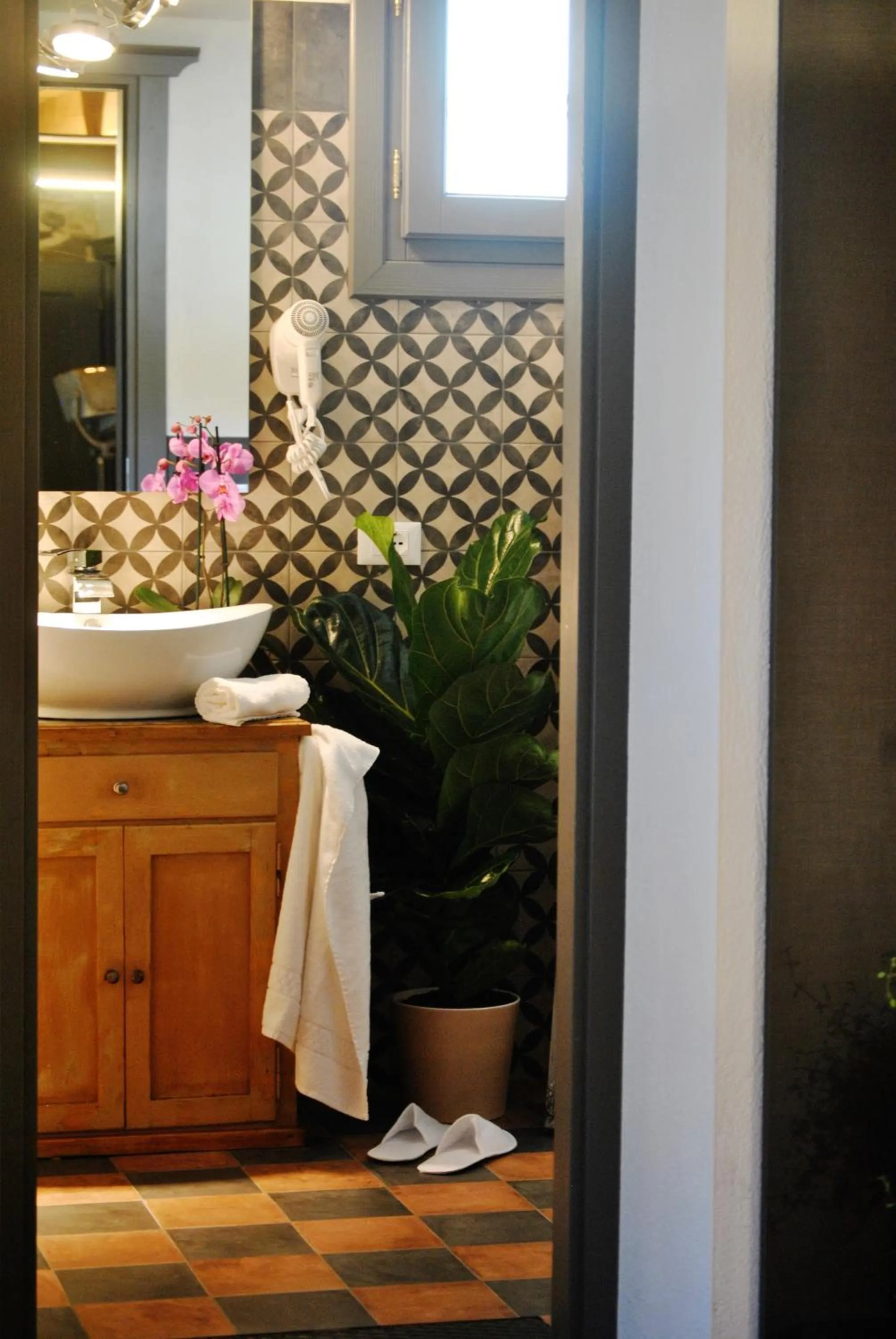 Bathroom in Hotel Dal Menga