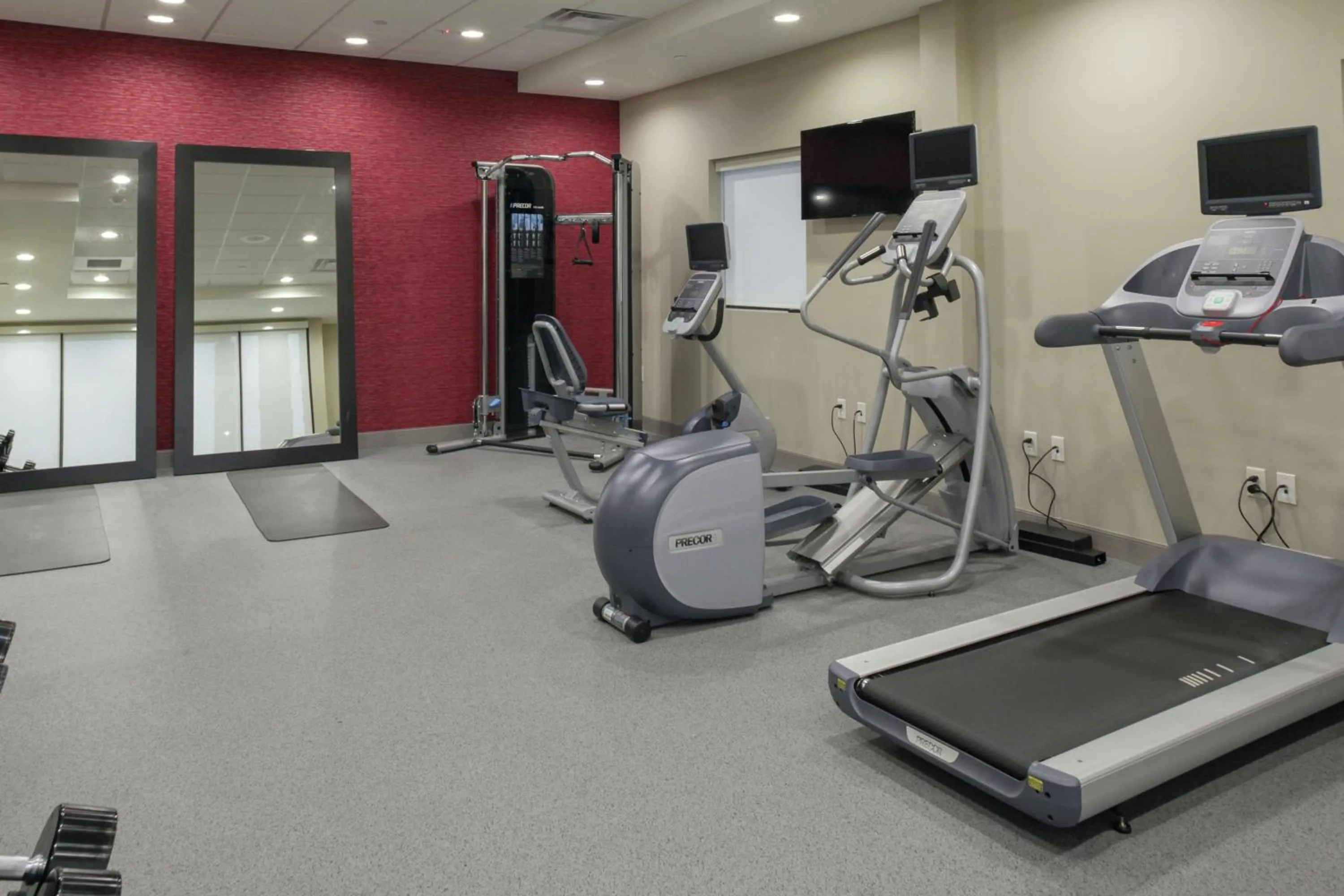 Fitness centre/facilities in Home2 Suites By Hilton Fort Collins