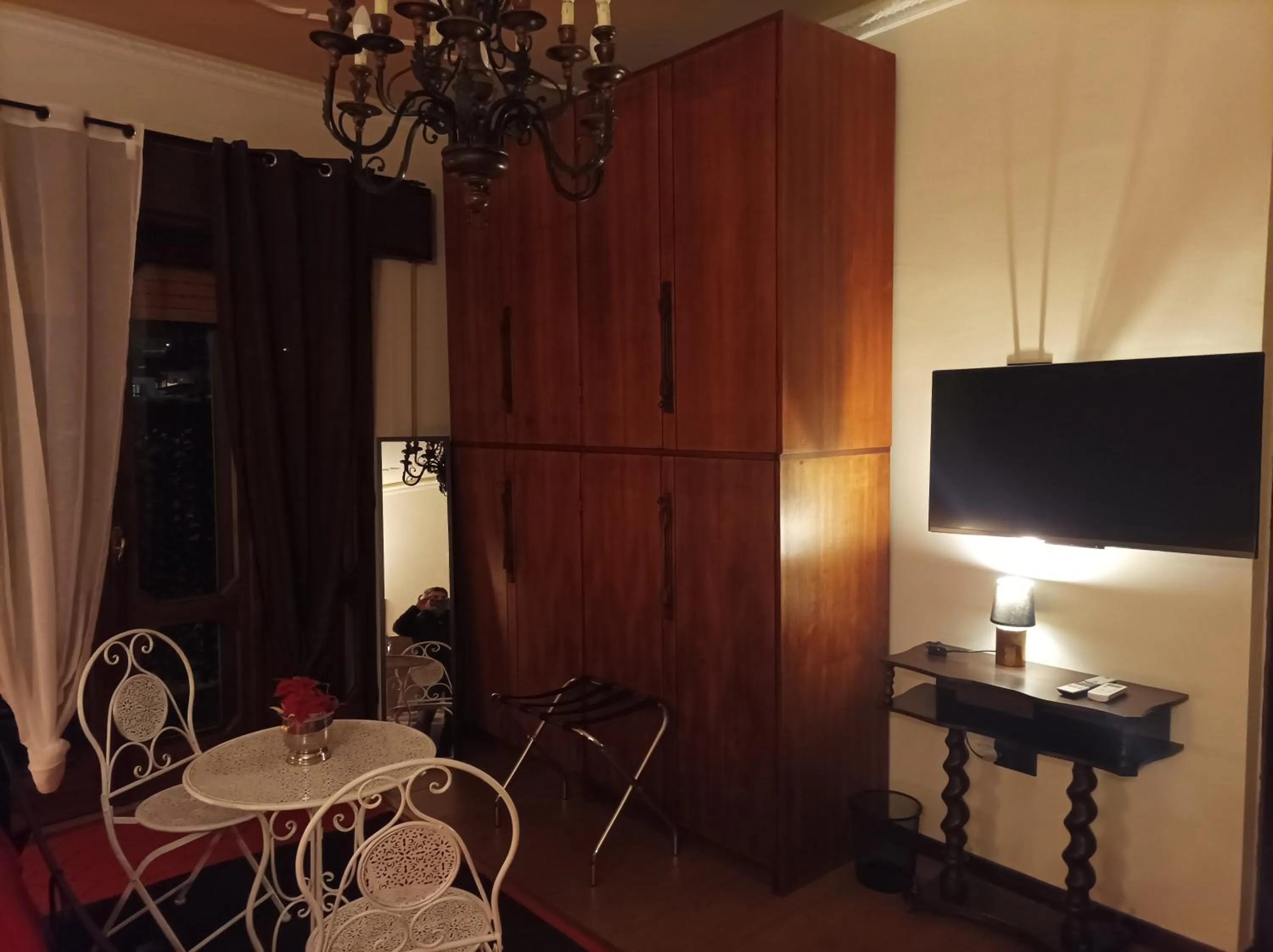 TV and multimedia in B&B Centrum Palmi