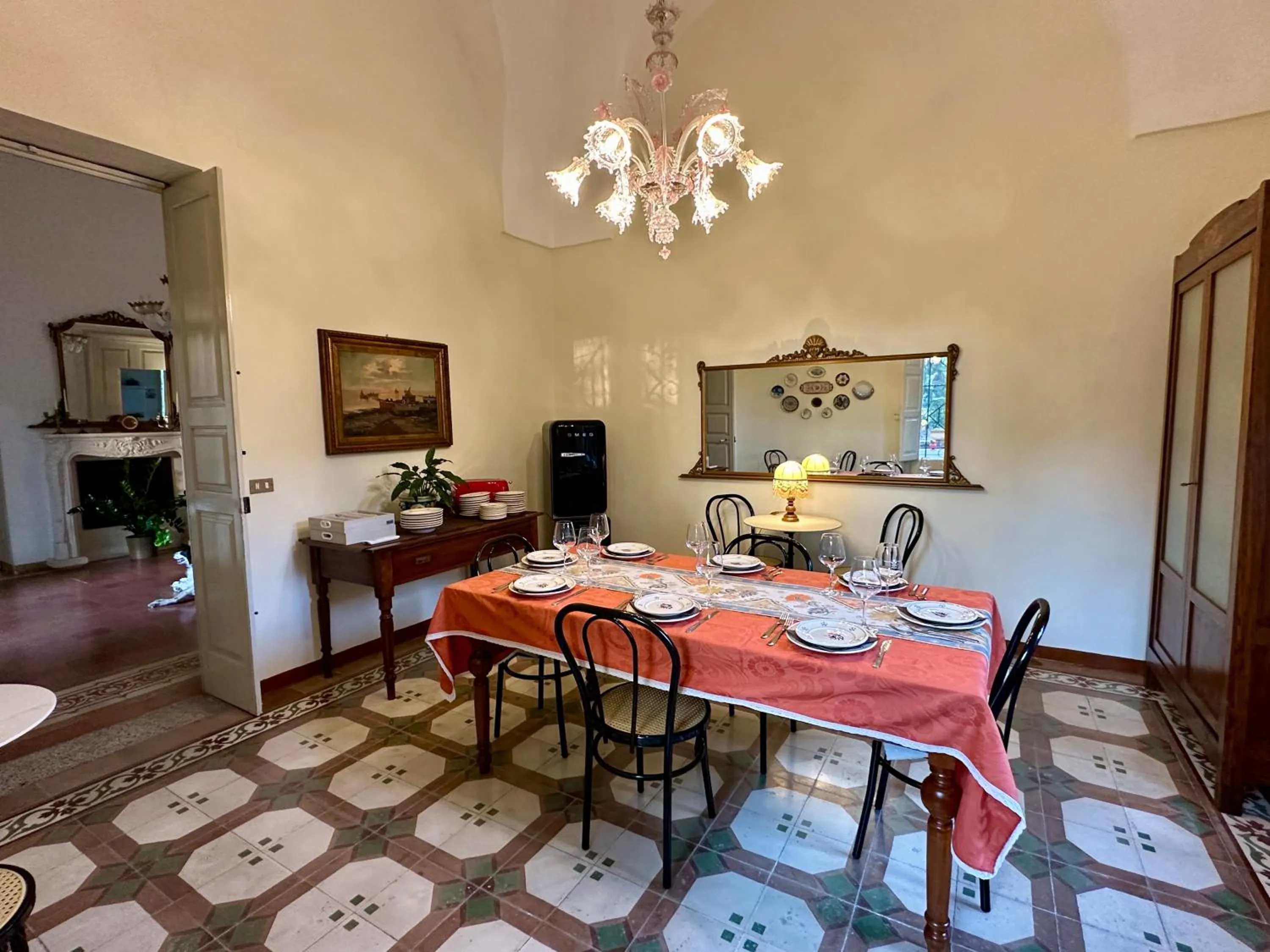 Dining area in Villa Scinata Dimora Storica
