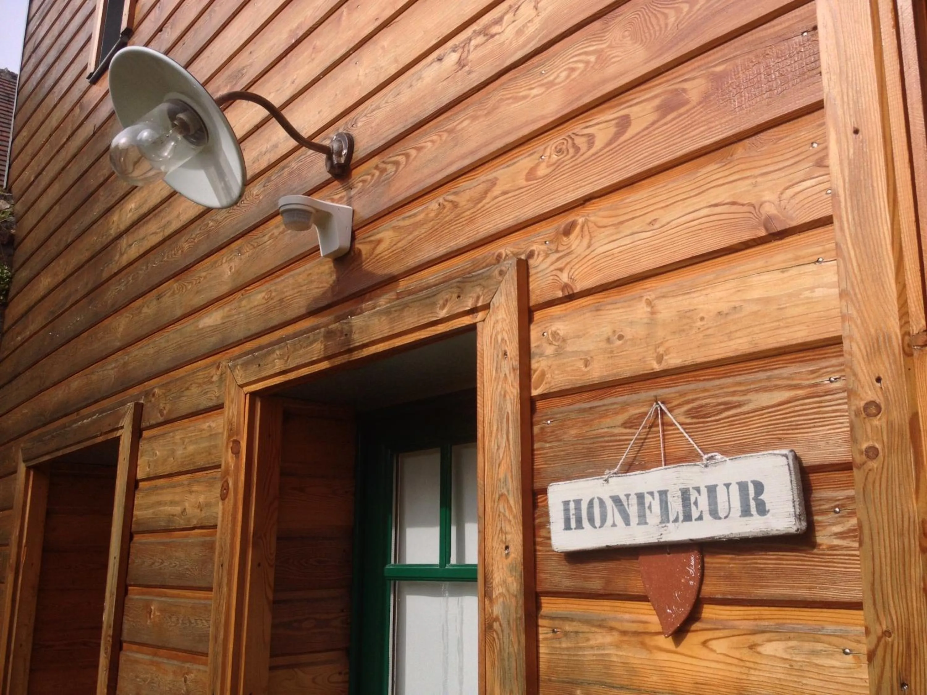 Facade/entrance in Honfleur à deux