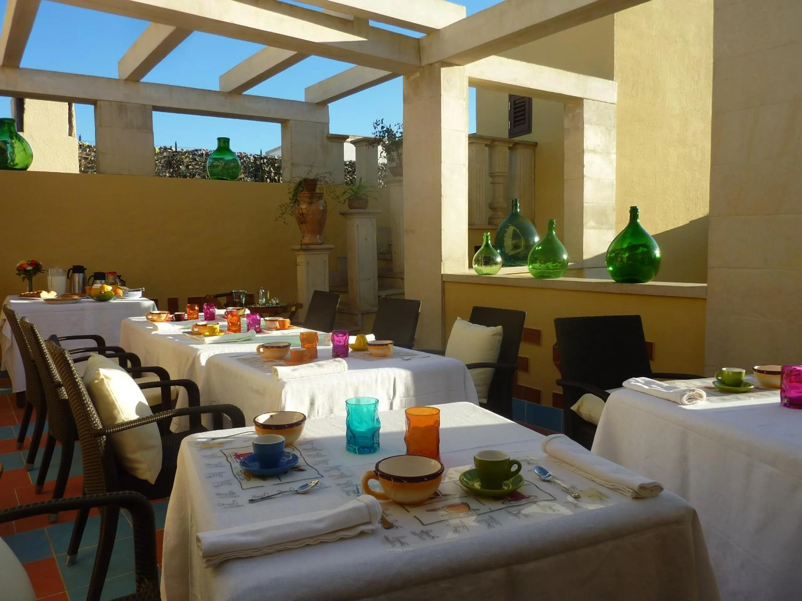 Banquet/Function facilities in Life's Hotel B