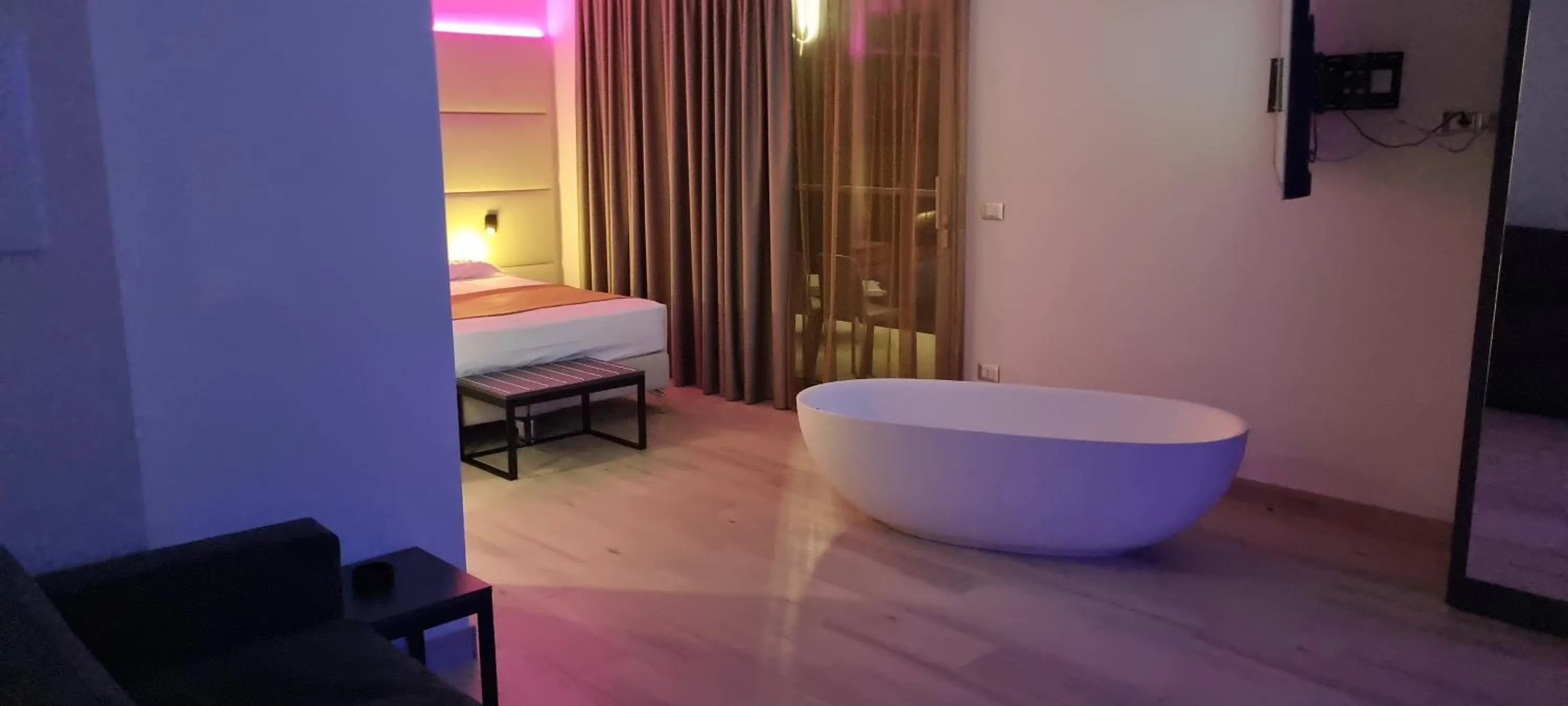 Bed in HOTEL VENICE BEACH HVB 34 Lifestyle 4 Superior