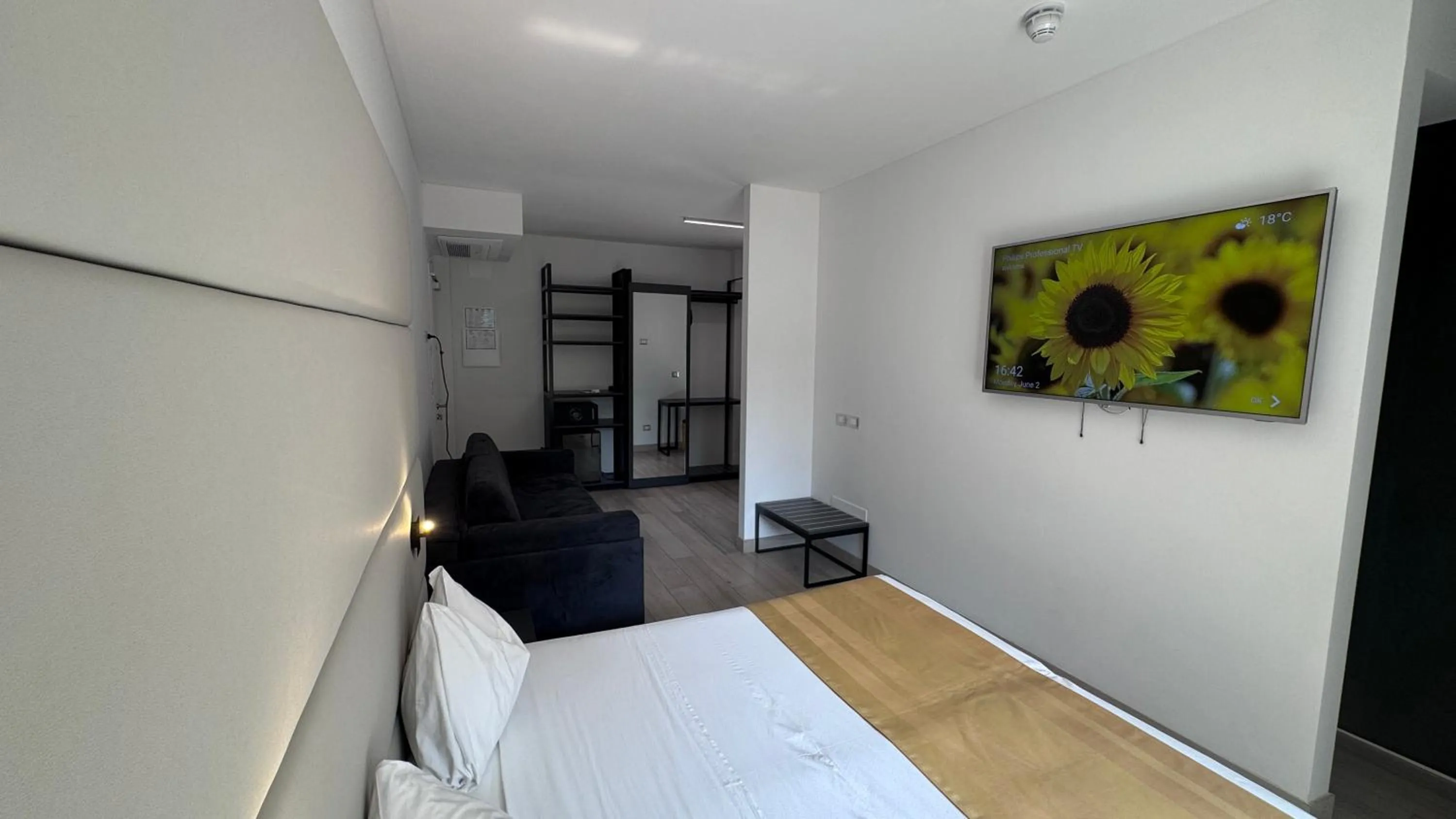 Bed in HOTEL VENICE BEACH HVB 34 Lifestyle 4 Superior