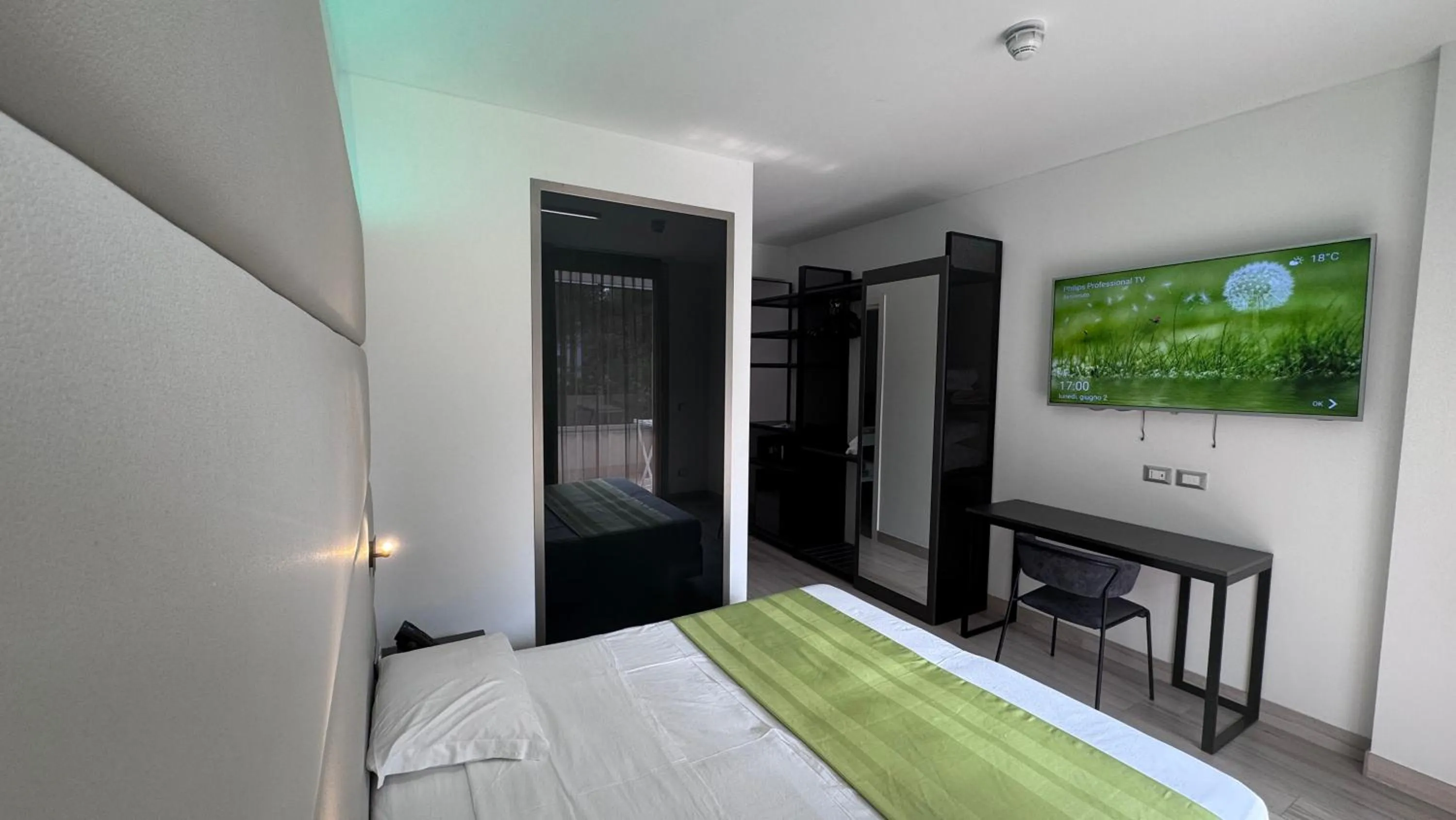 Bed in HOTEL VENICE BEACH HVB 34 Lifestyle 4 Superior