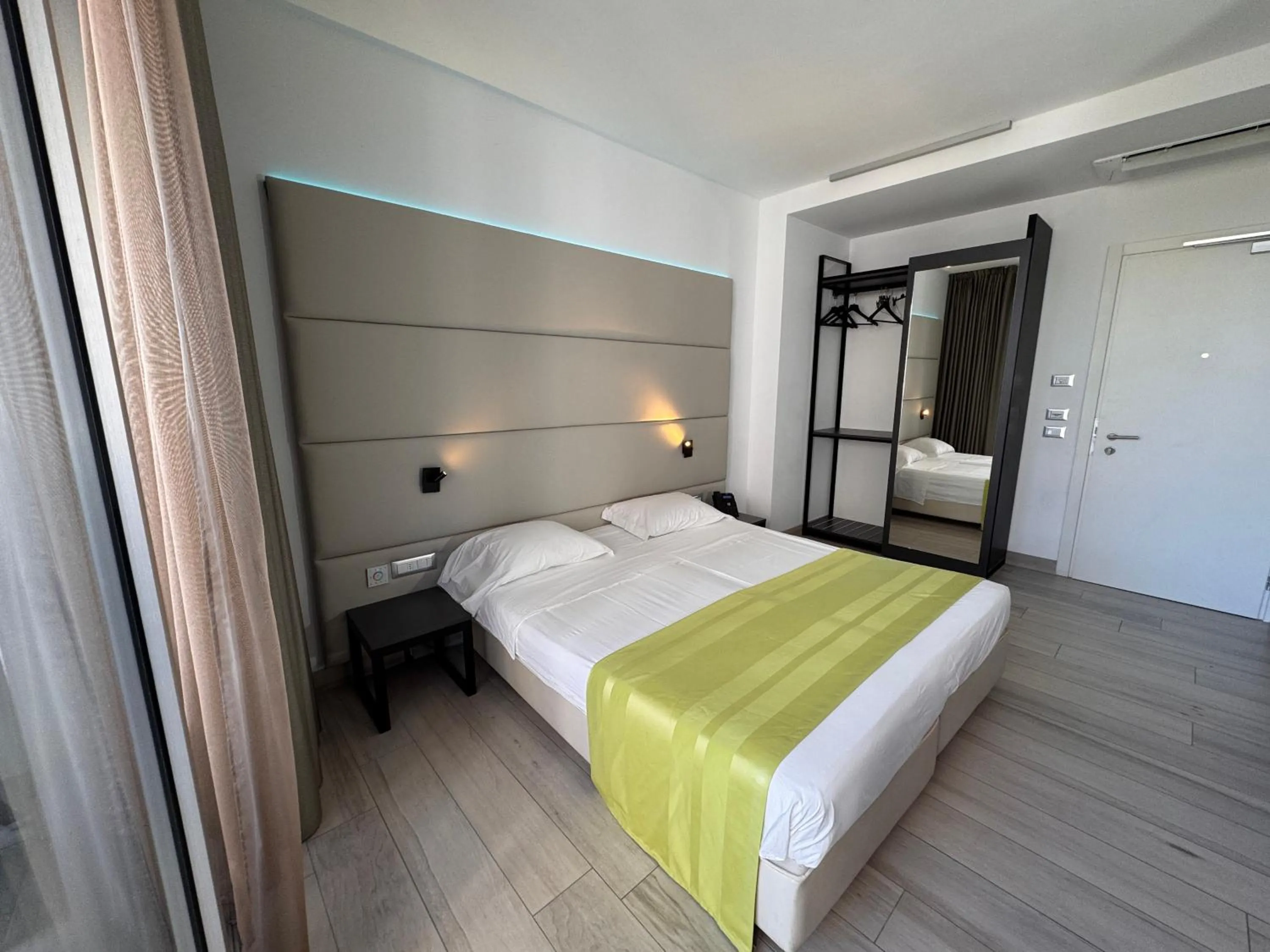 Bed in HOTEL VENICE BEACH HVB 34 Lifestyle 4 Superior