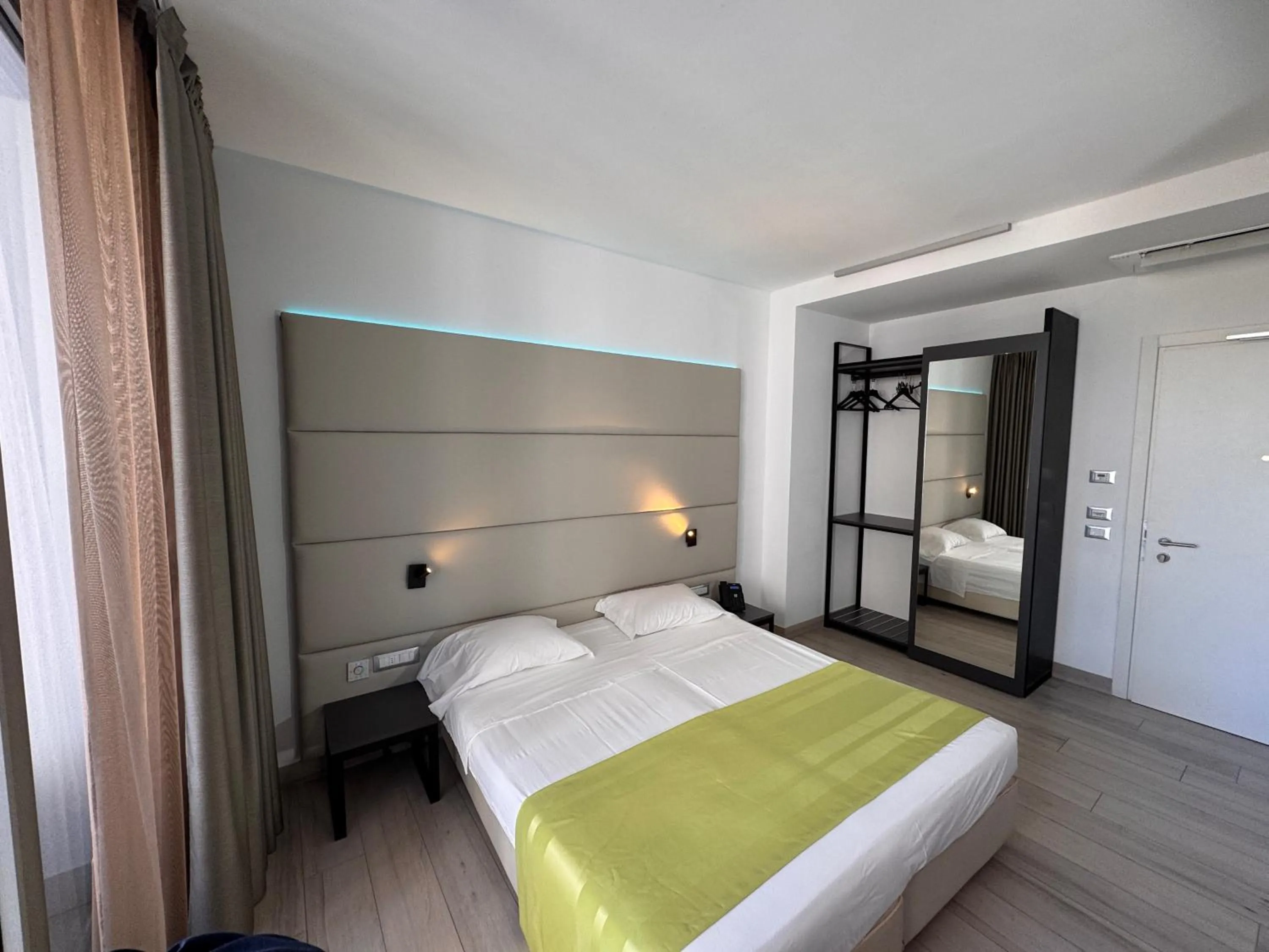 Bed in HOTEL VENICE BEACH HVB 34 Lifestyle 4 Superior