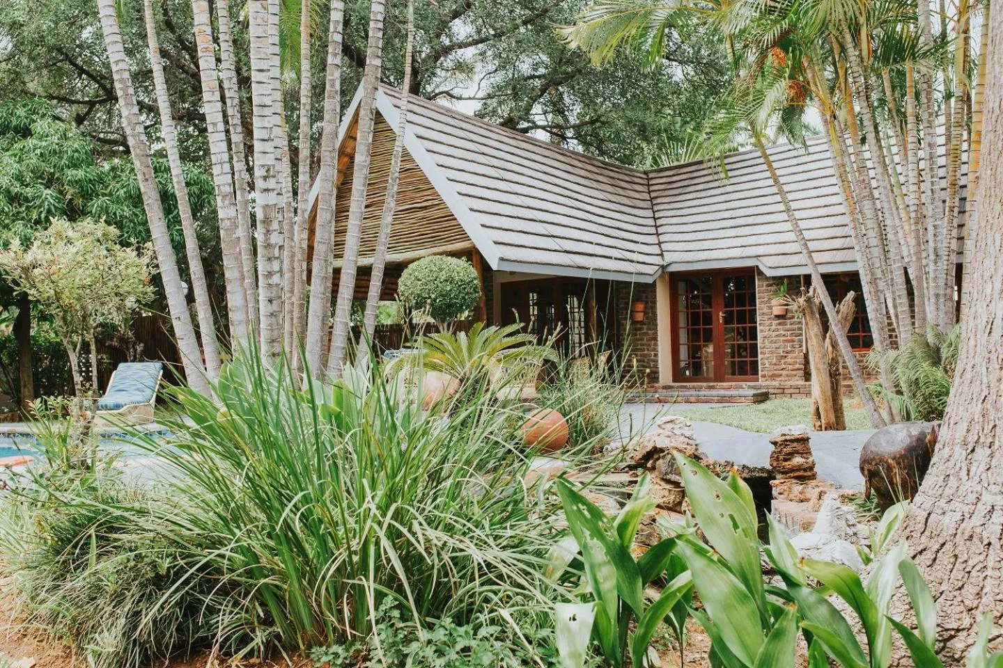 Property building in Iso'Bella Vita Guesthouse