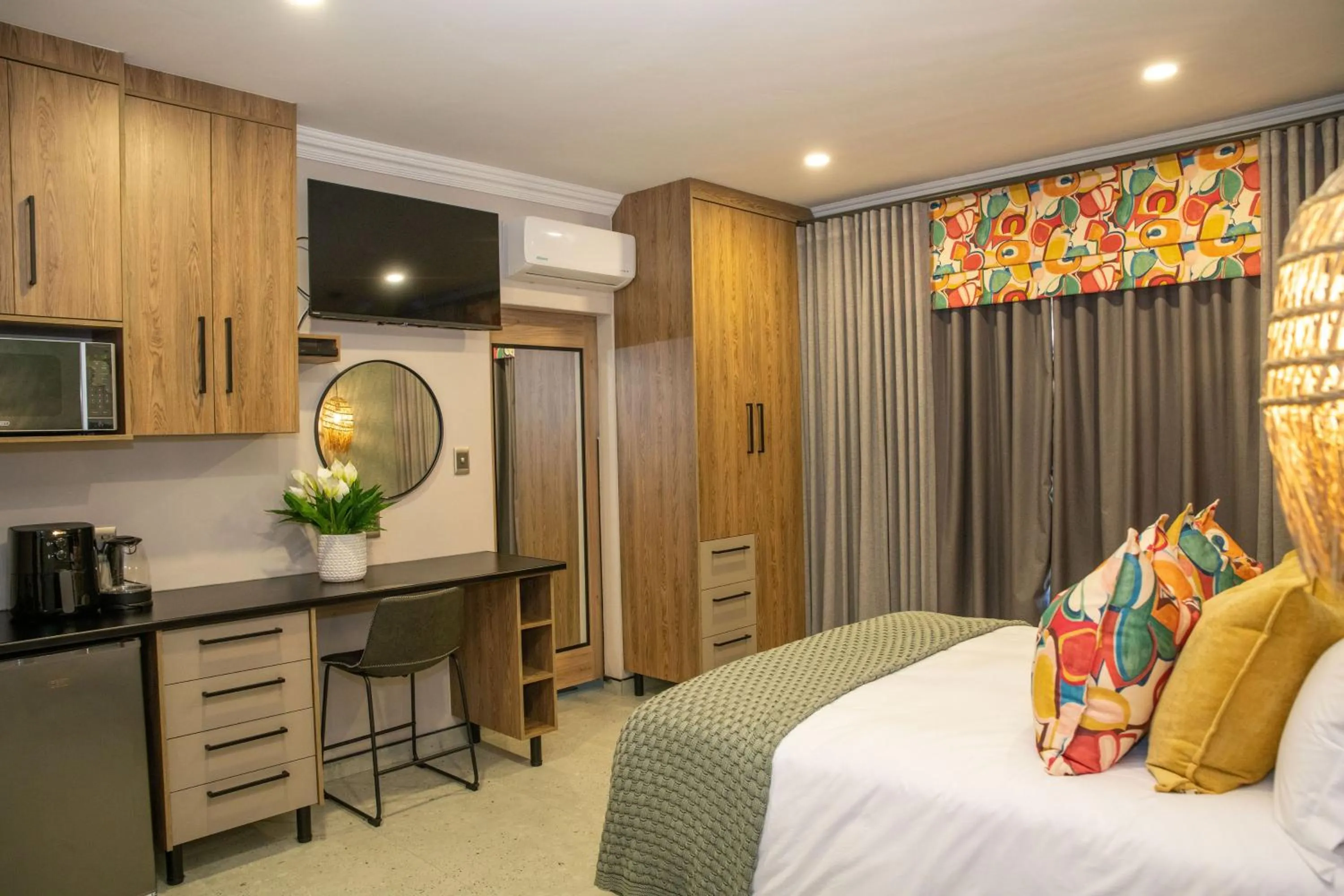 Bed in Iso'Bella Vita Guesthouse