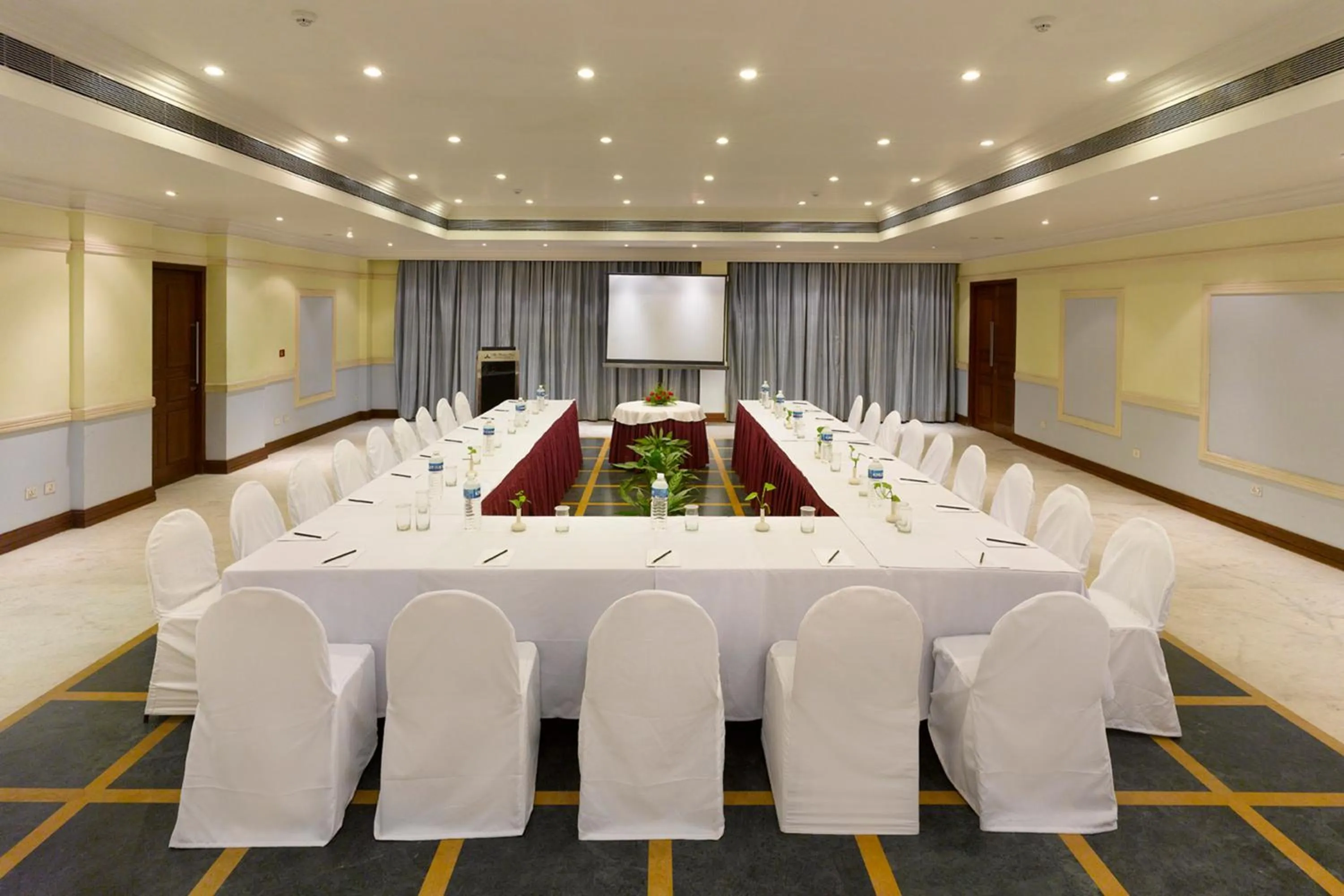 Meeting/conference room in Peerless Hotel Durgapur