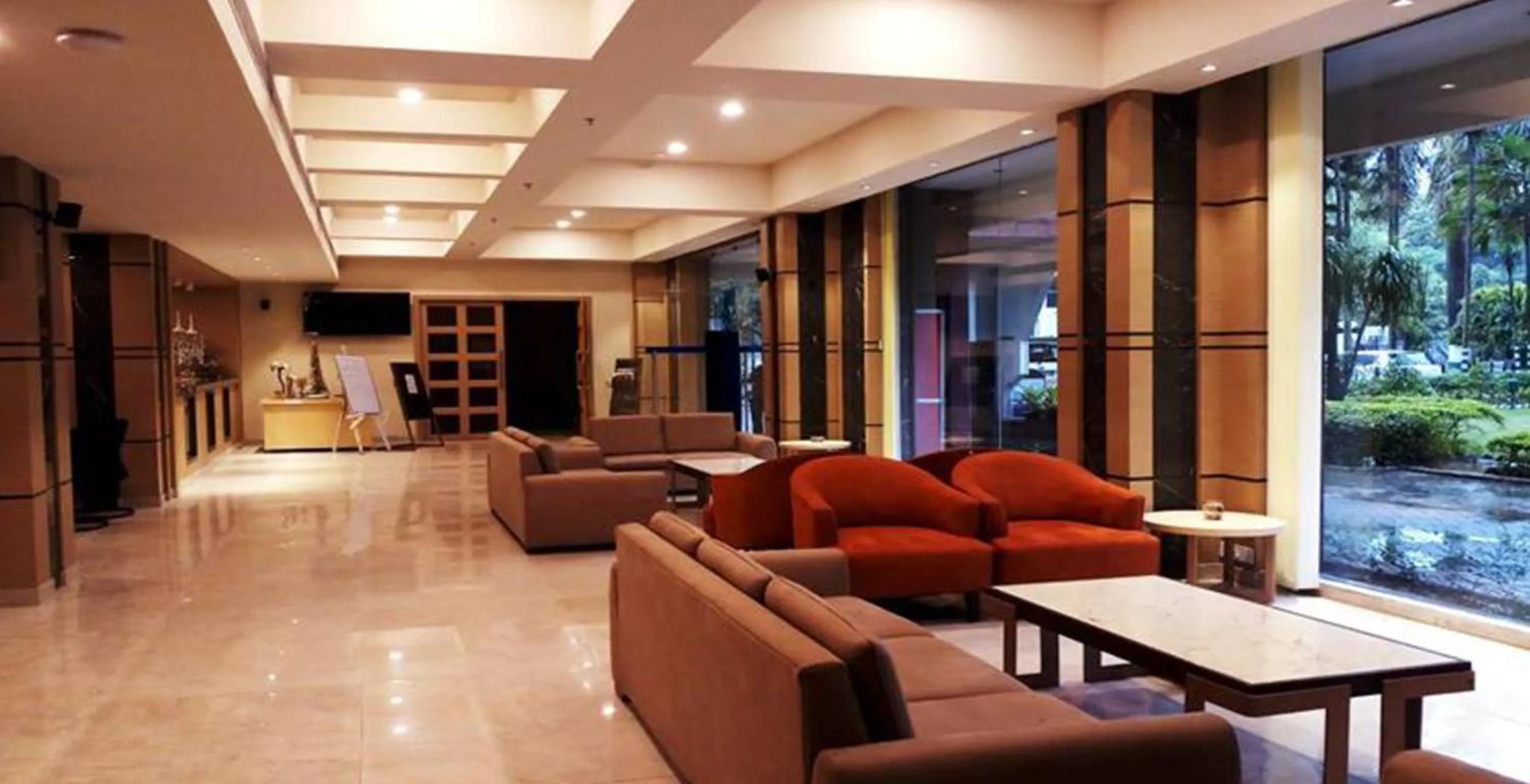 Lobby or reception in Peerless Hotel Durgapur
