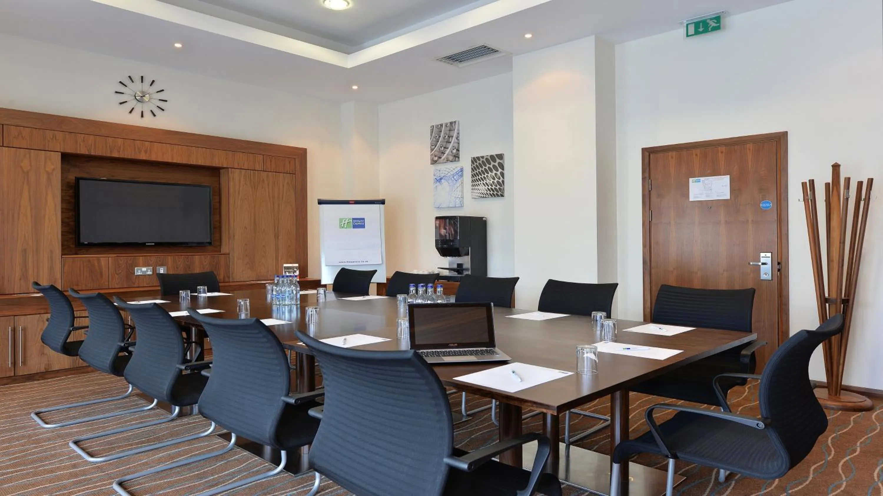 Meeting/conference room in Holiday Inn Express Sheffield City Centre by IHG
