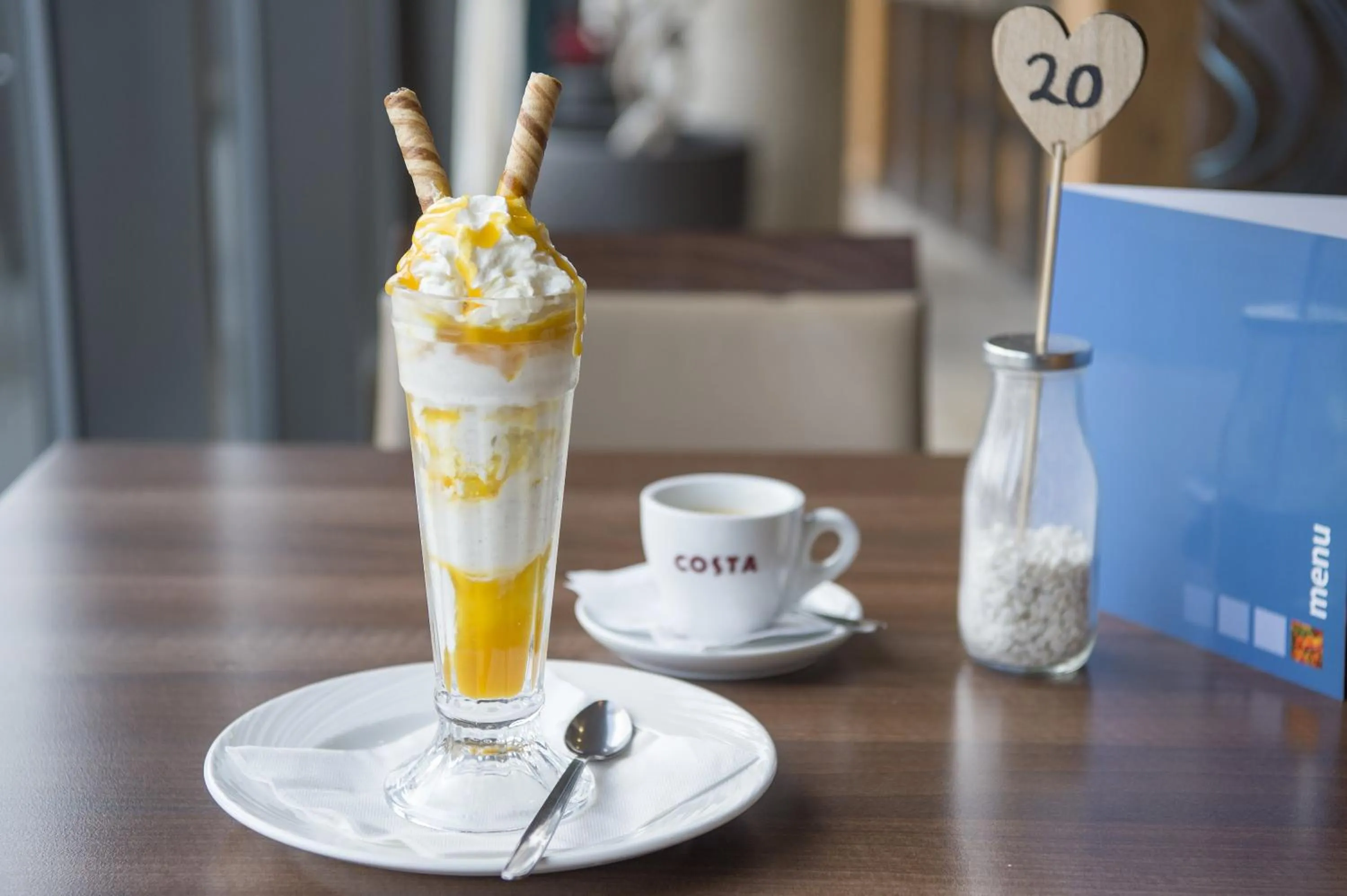 Restaurant/places to eat in Holiday Inn Express Sheffield City Centre by IHG