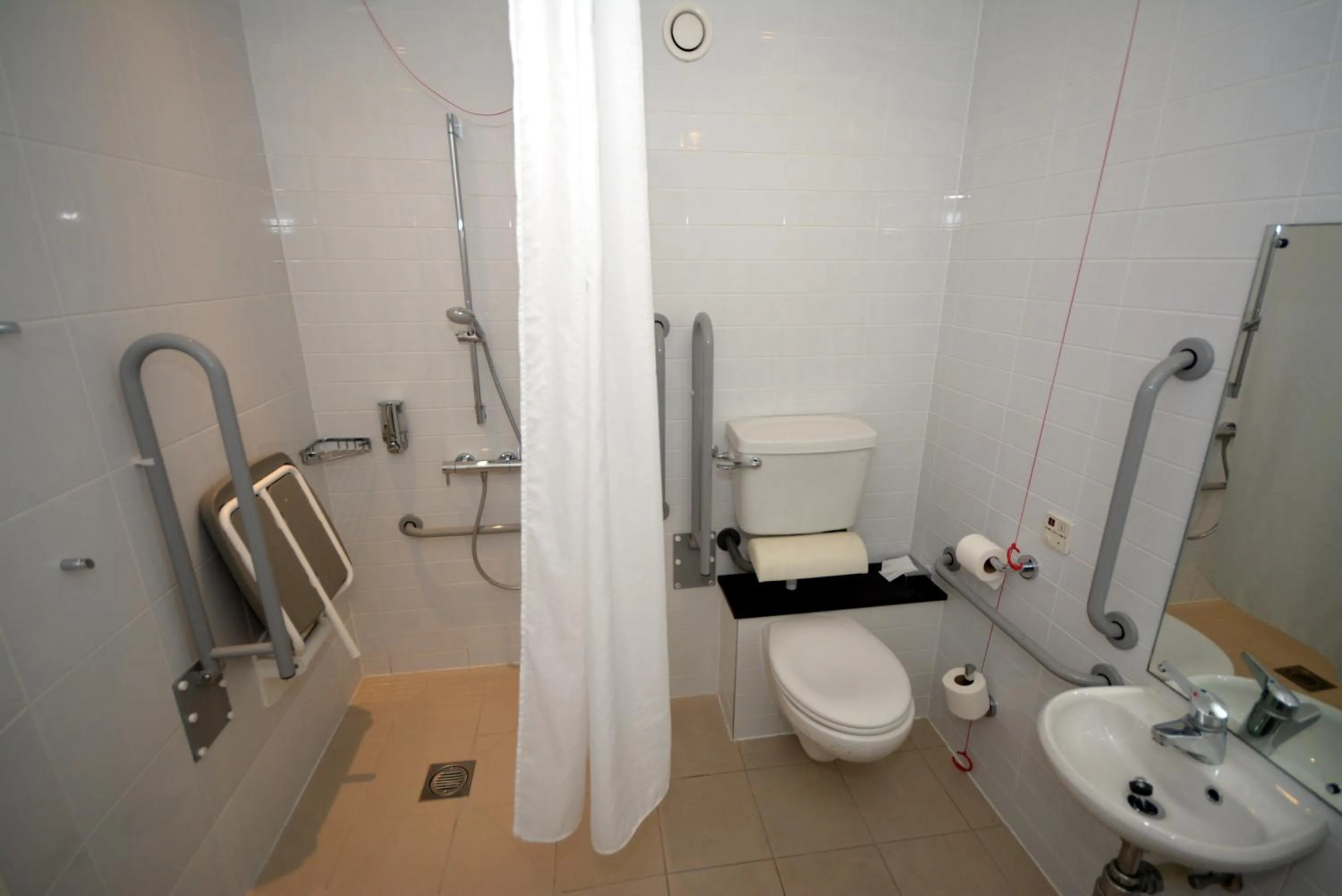 Bathroom in Holiday Inn Express Sheffield City Centre by IHG