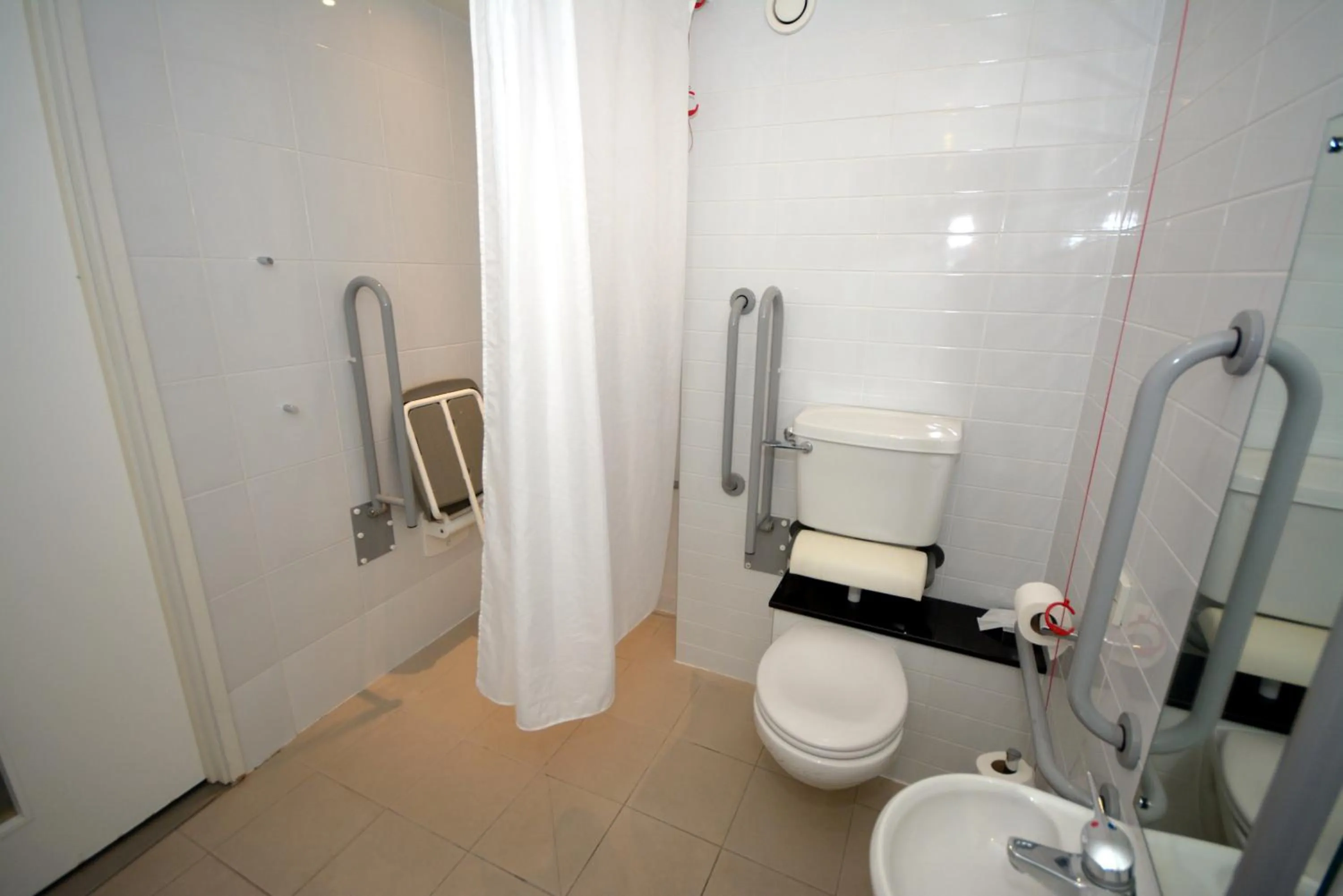 Bathroom in Holiday Inn Express Sheffield City Centre by IHG