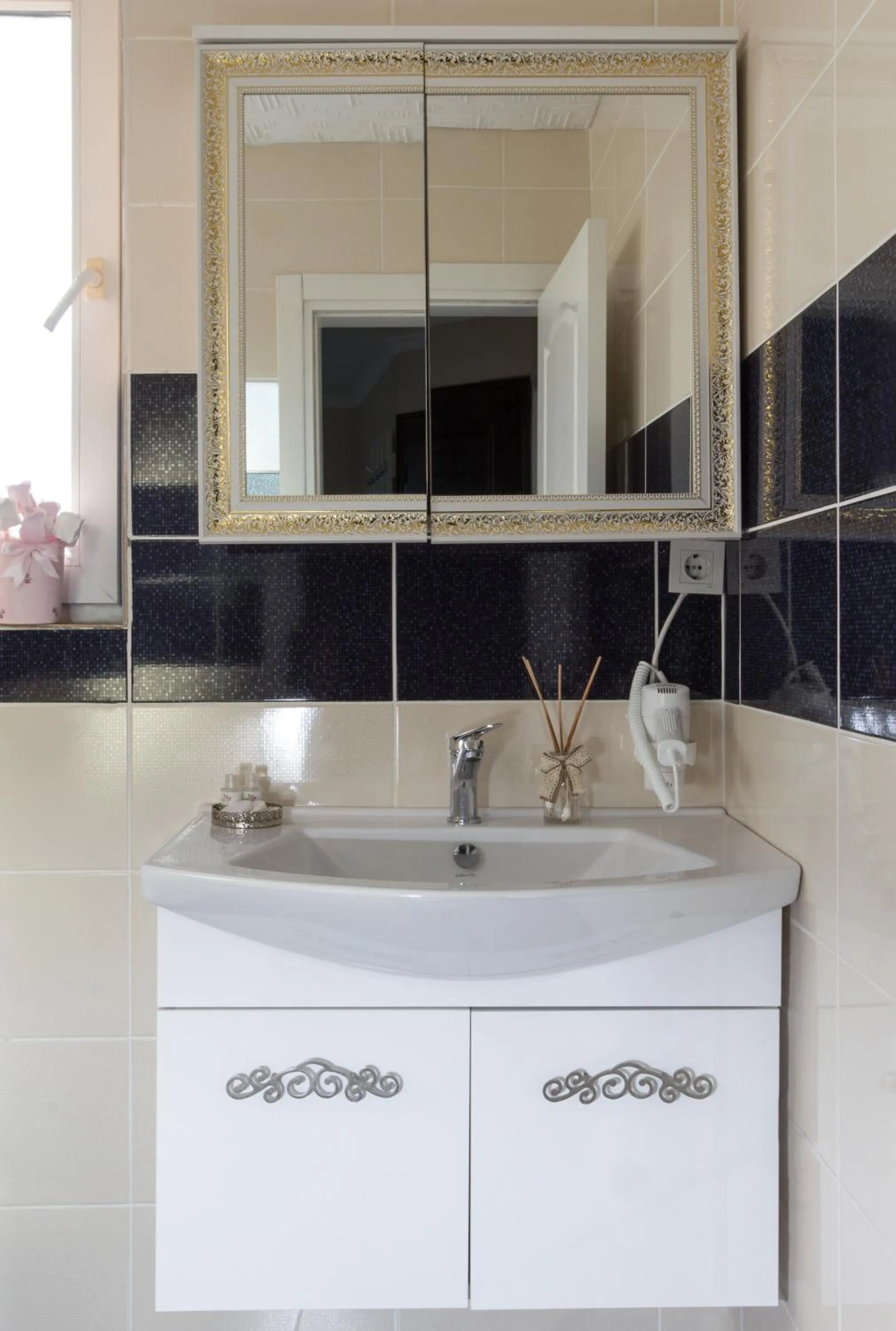 Bathroom in carvan hotel