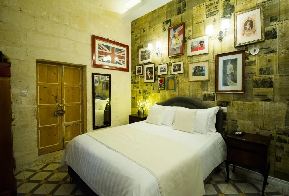 Bed in Valletta Lucente Guest House