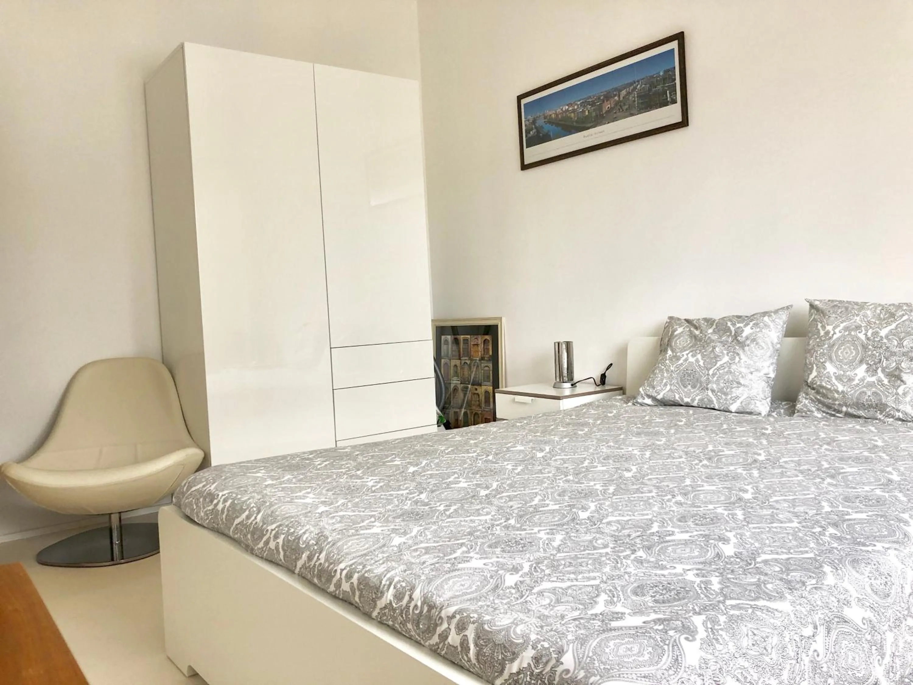 Bedroom, Bed in Spacious flat in the heart of the City Center! Ideal for a family!
