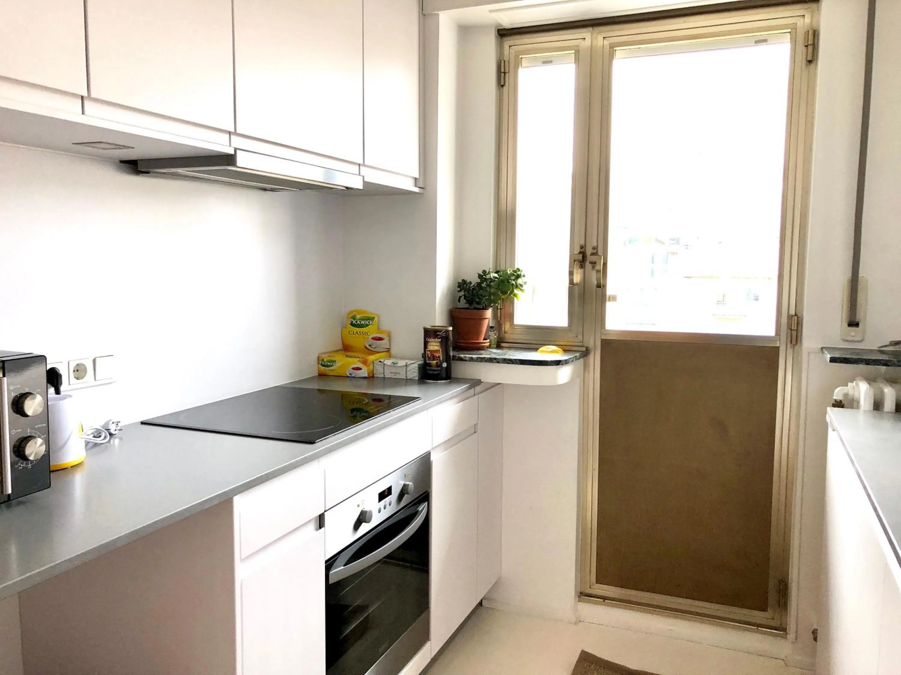 Kitchen or kitchenette in Spacious flat in the heart of the City Center! Ideal for a family!