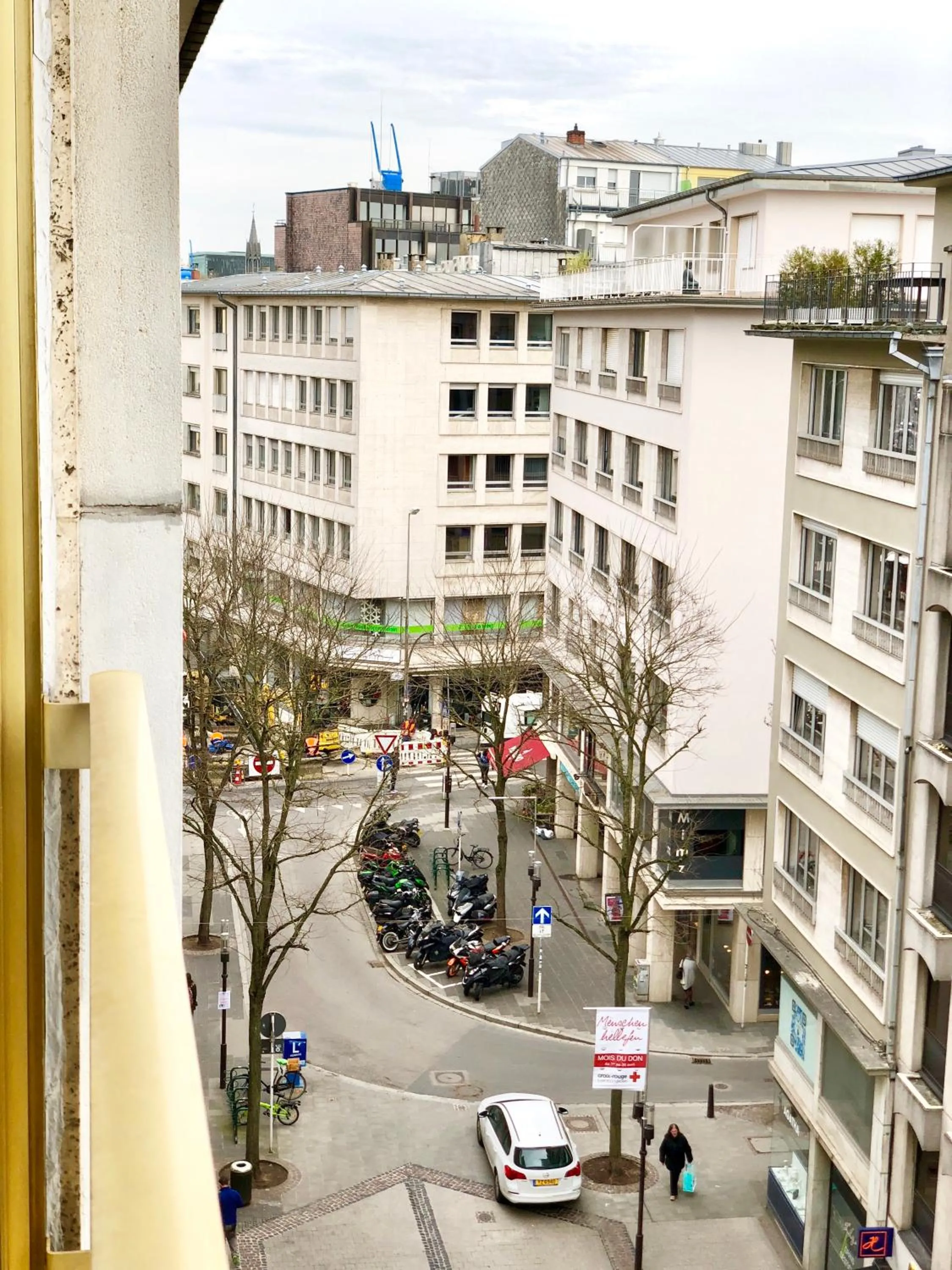 Neighbourhood in Spacious flat in the heart of the City Center! Ideal for a family!