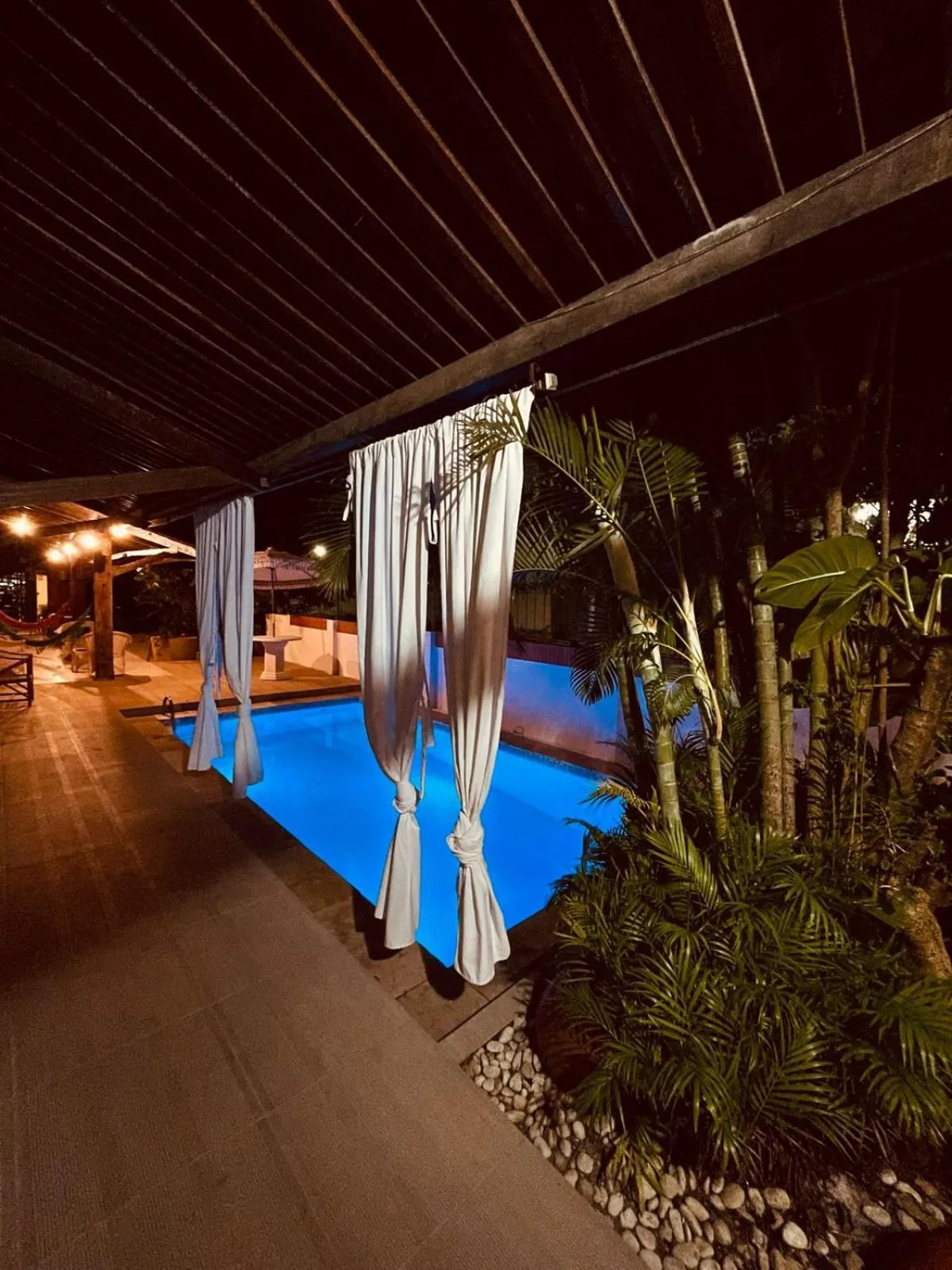 Swimming pool in Pousada Le Baron