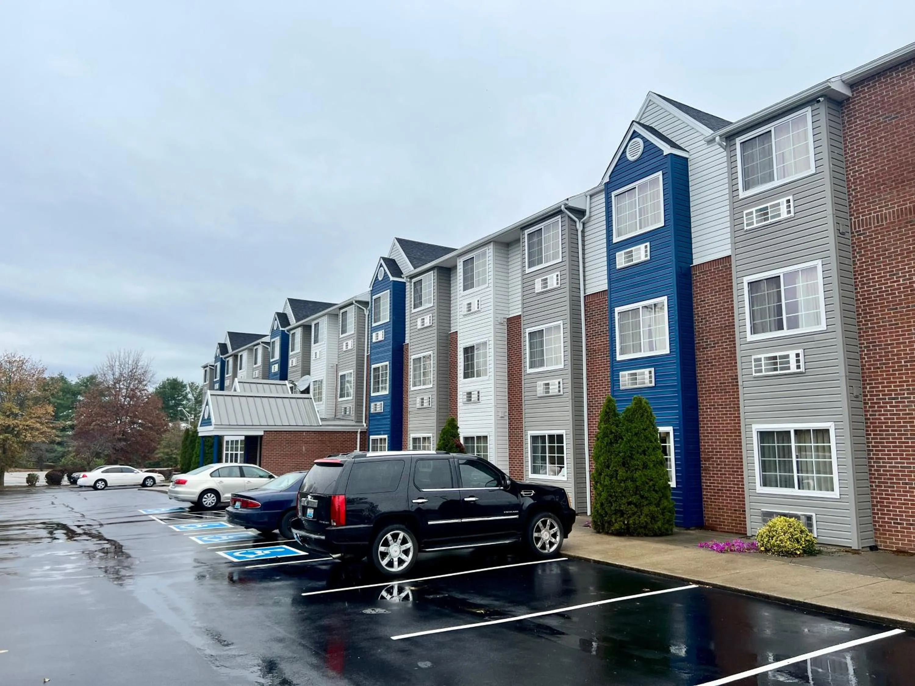 Property building in Microtel Inn Georgetown - Lexington North