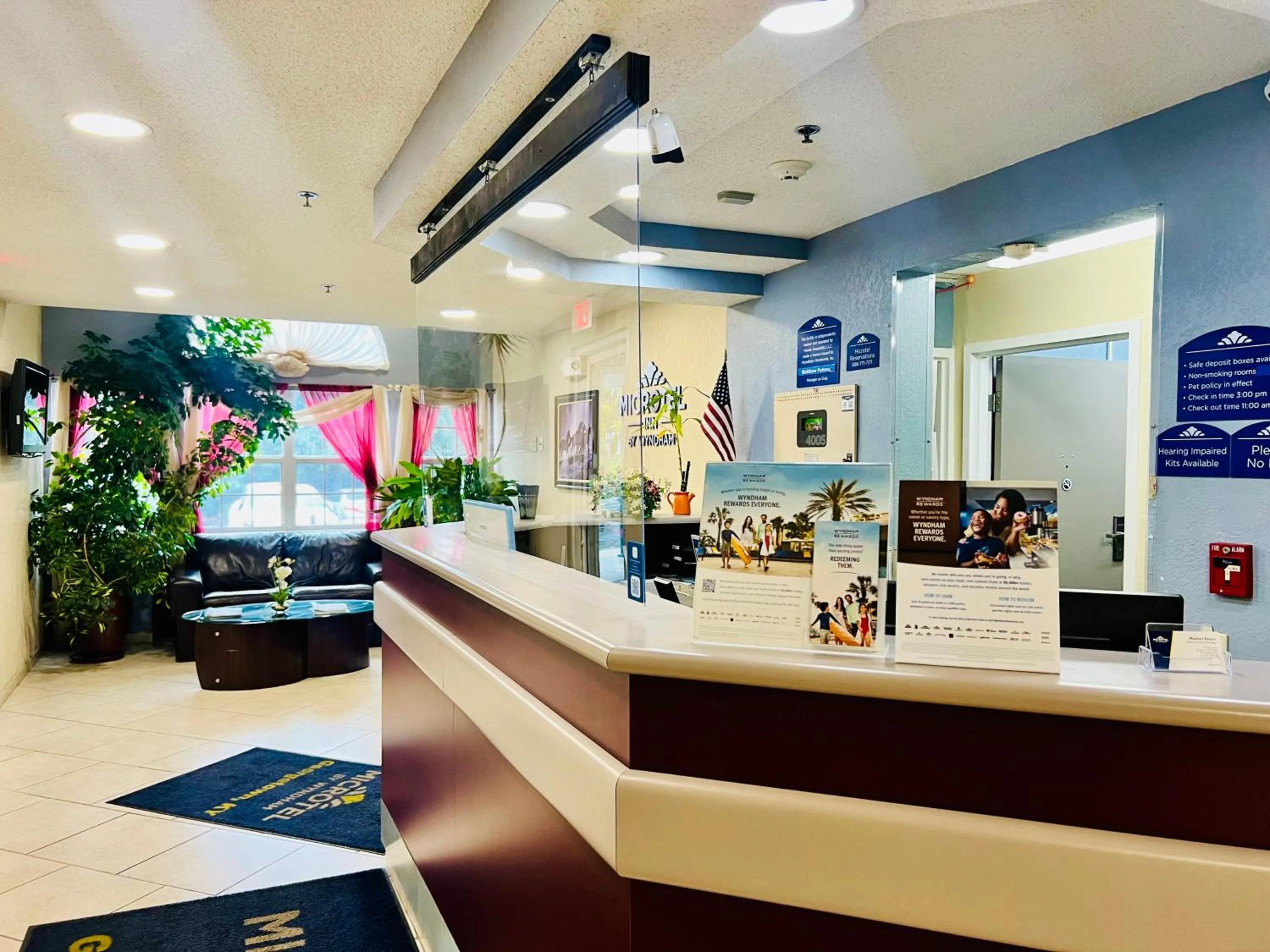 Lobby or reception in Microtel Inn Georgetown - Lexington North