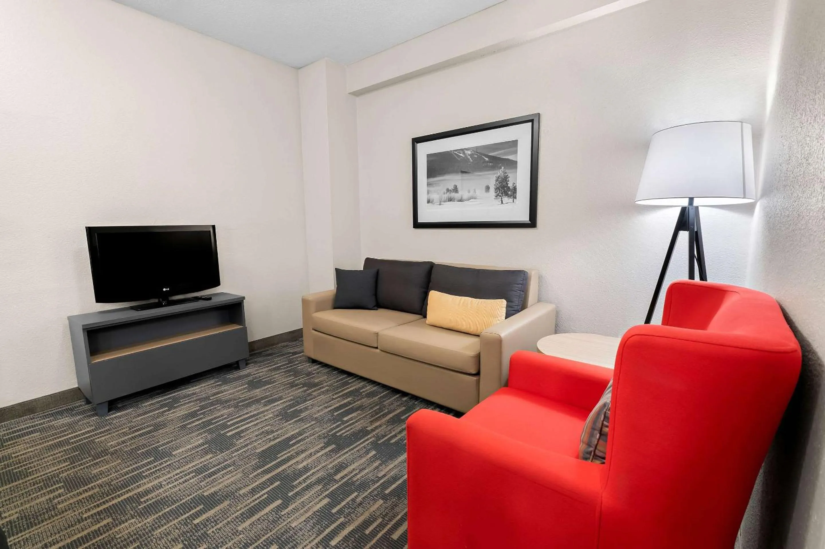 Bedroom in Country Inn & Suites by Radisson, Columbia Airport, SC