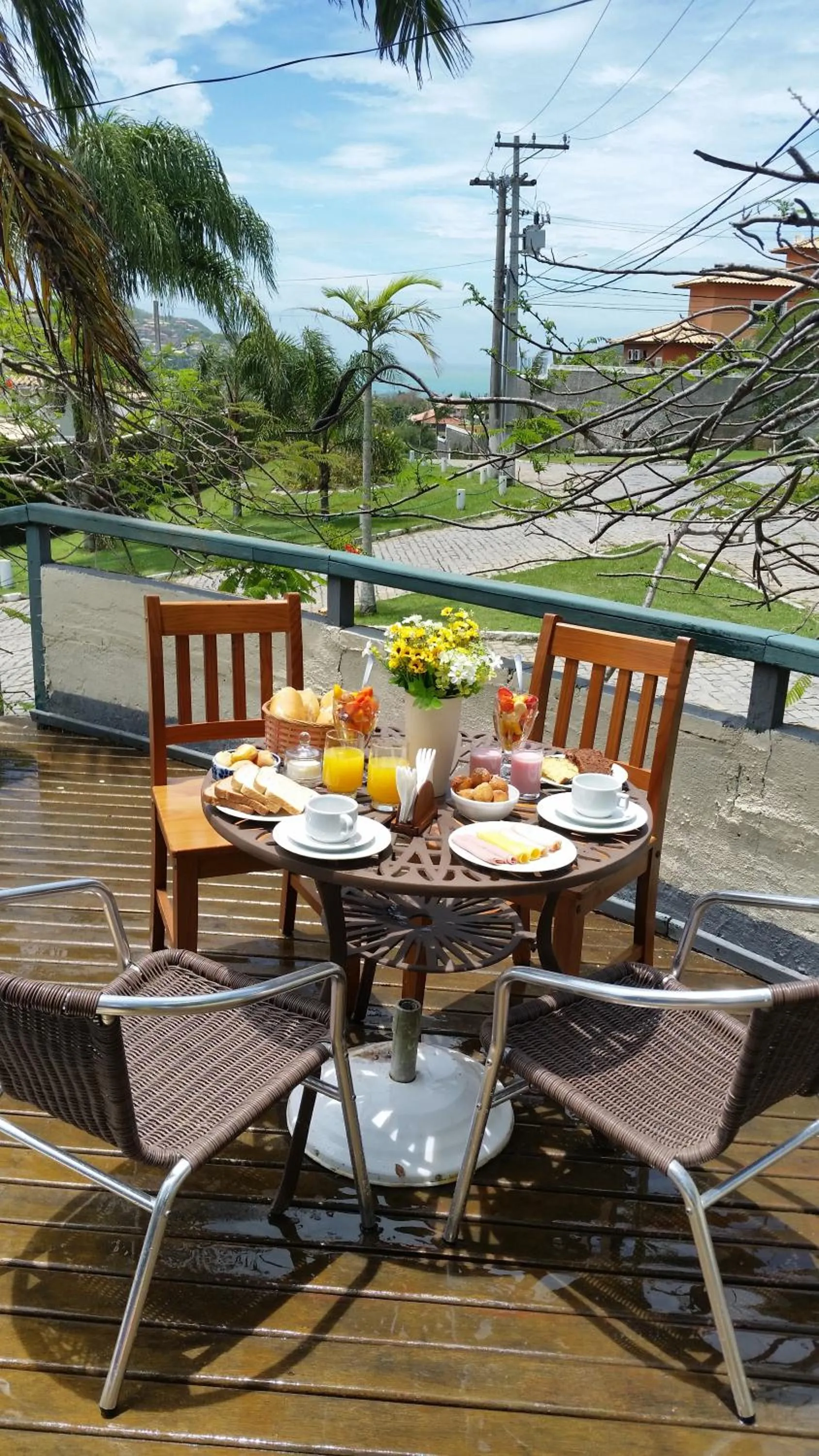 Street view in Ferradura Parque Pousada