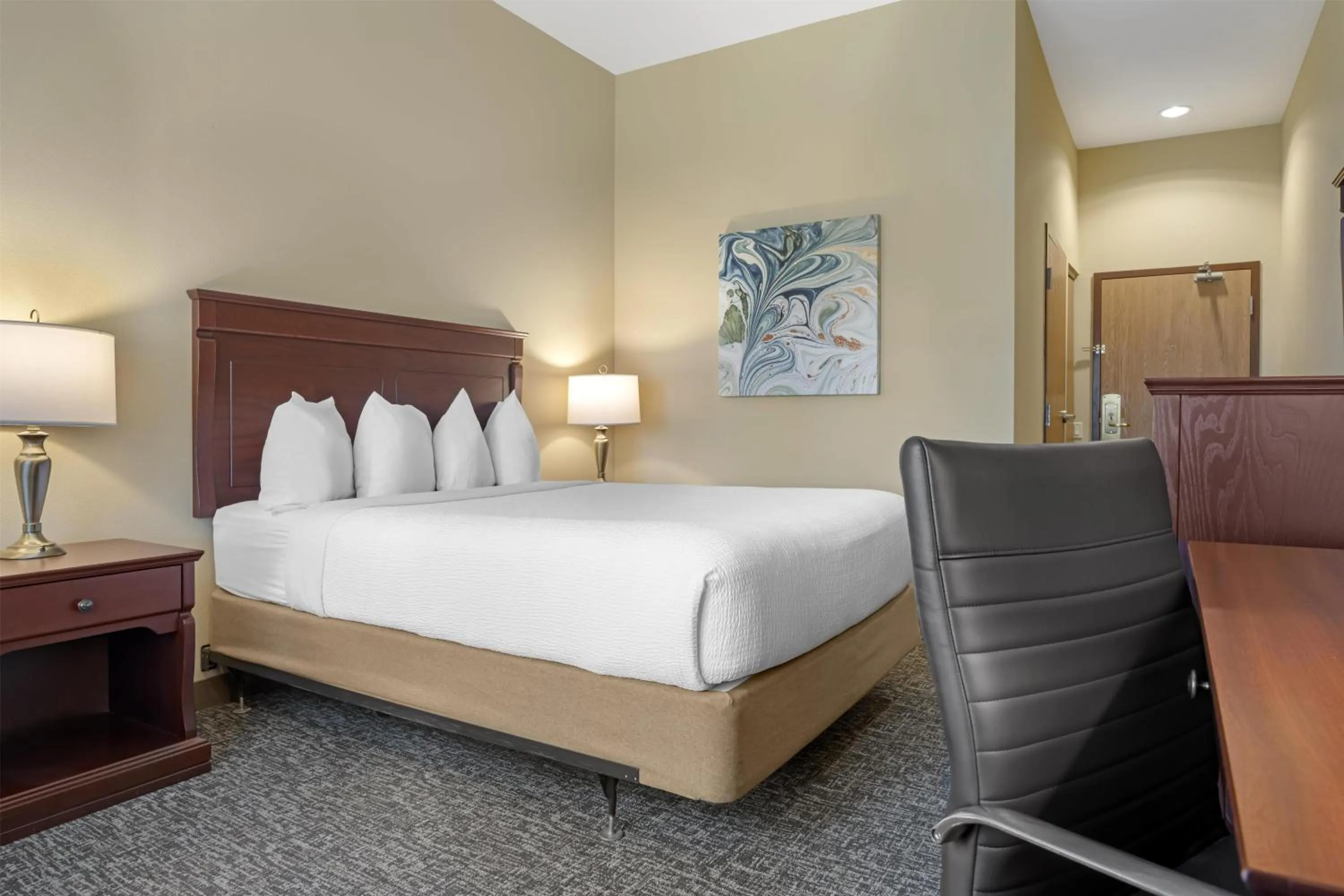 Bedroom, Bed in Best Western Plus Fredericton Hotel & Suites
