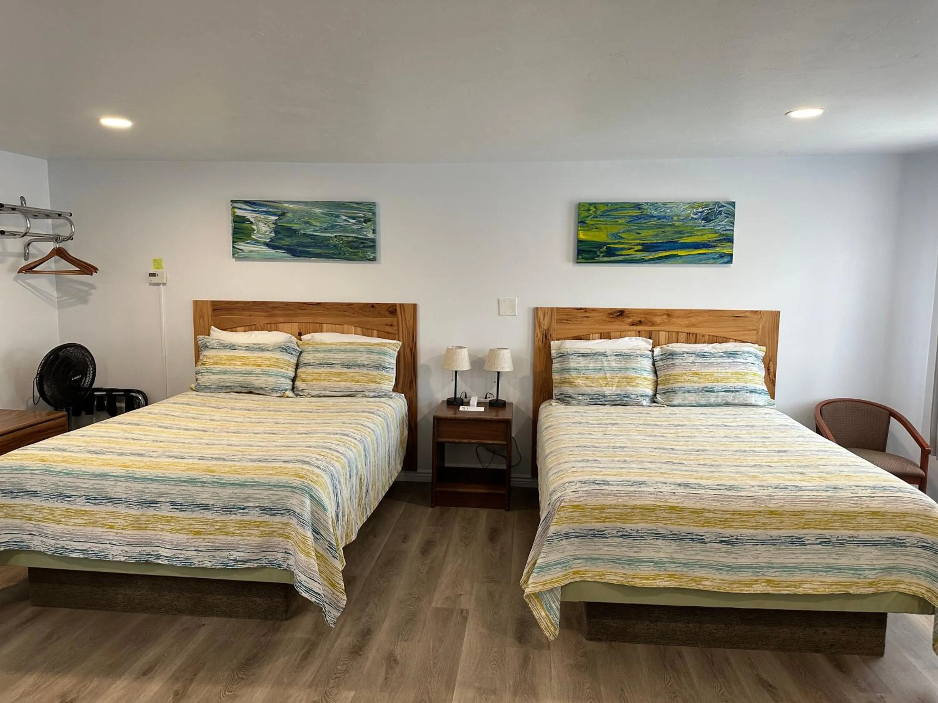 Bed in Lamplighter Lodge