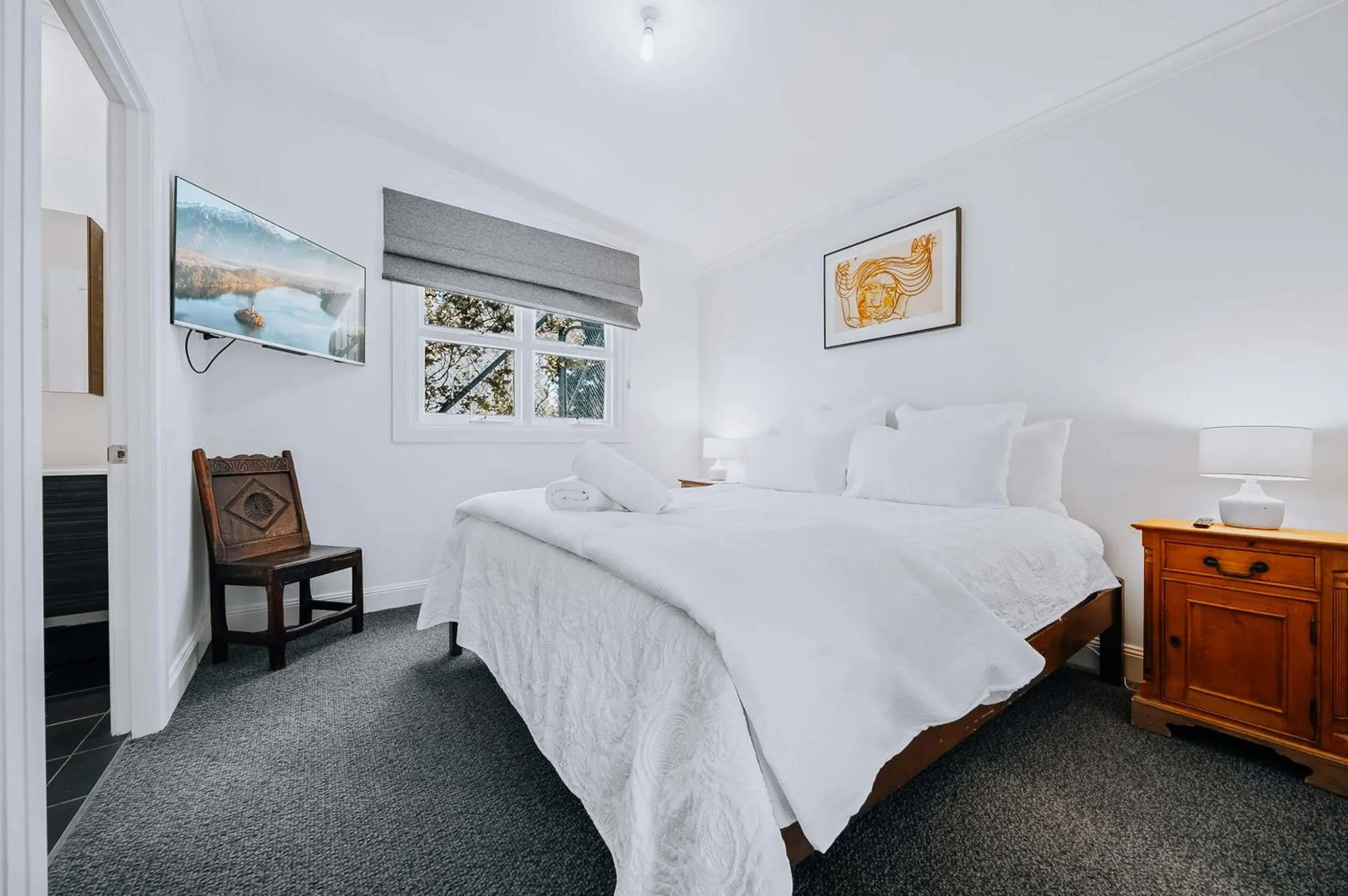 Bed in Crackenback Farm Guesthouse