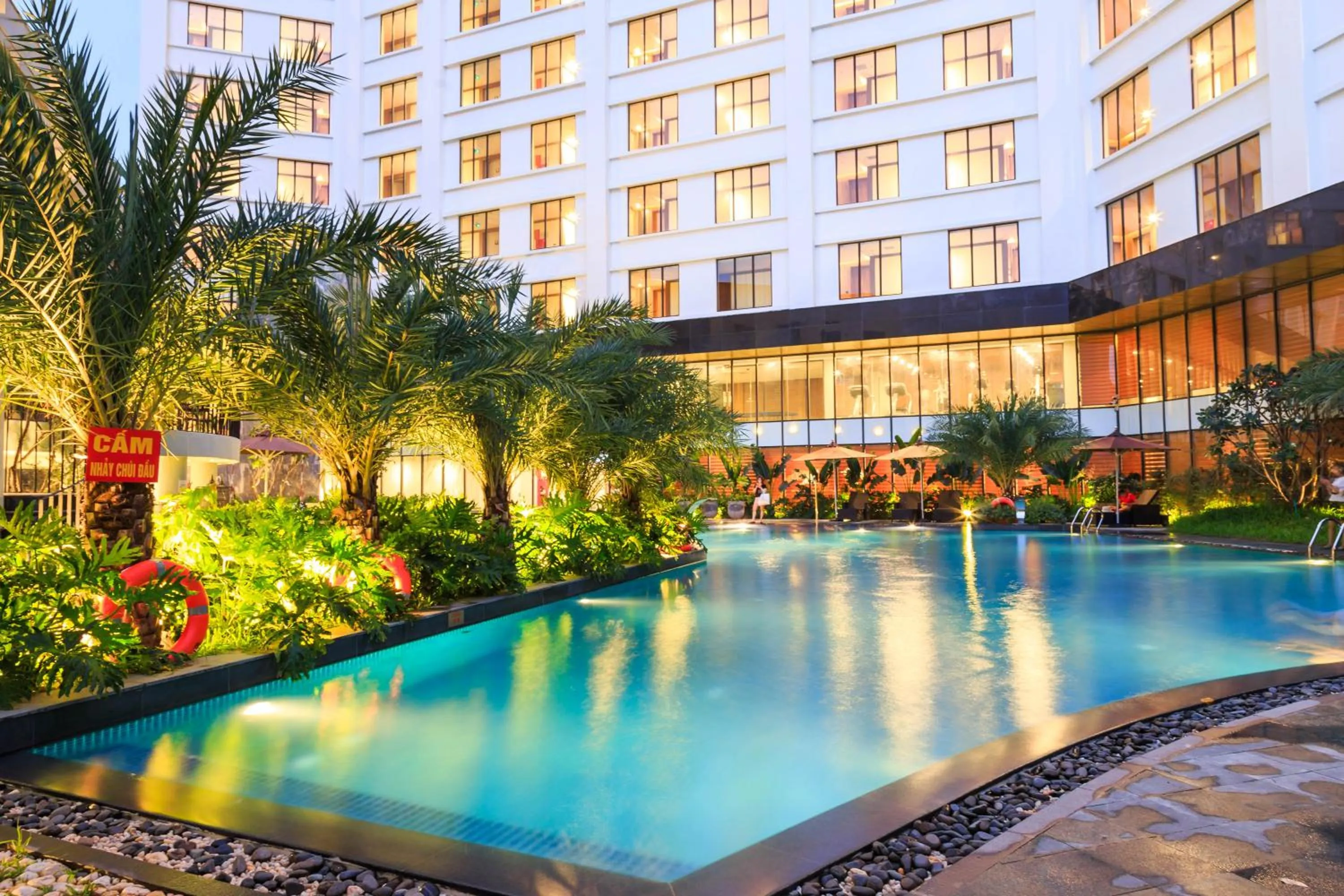 Pool view in Muong Thanh Luxury Lang Son Hotel