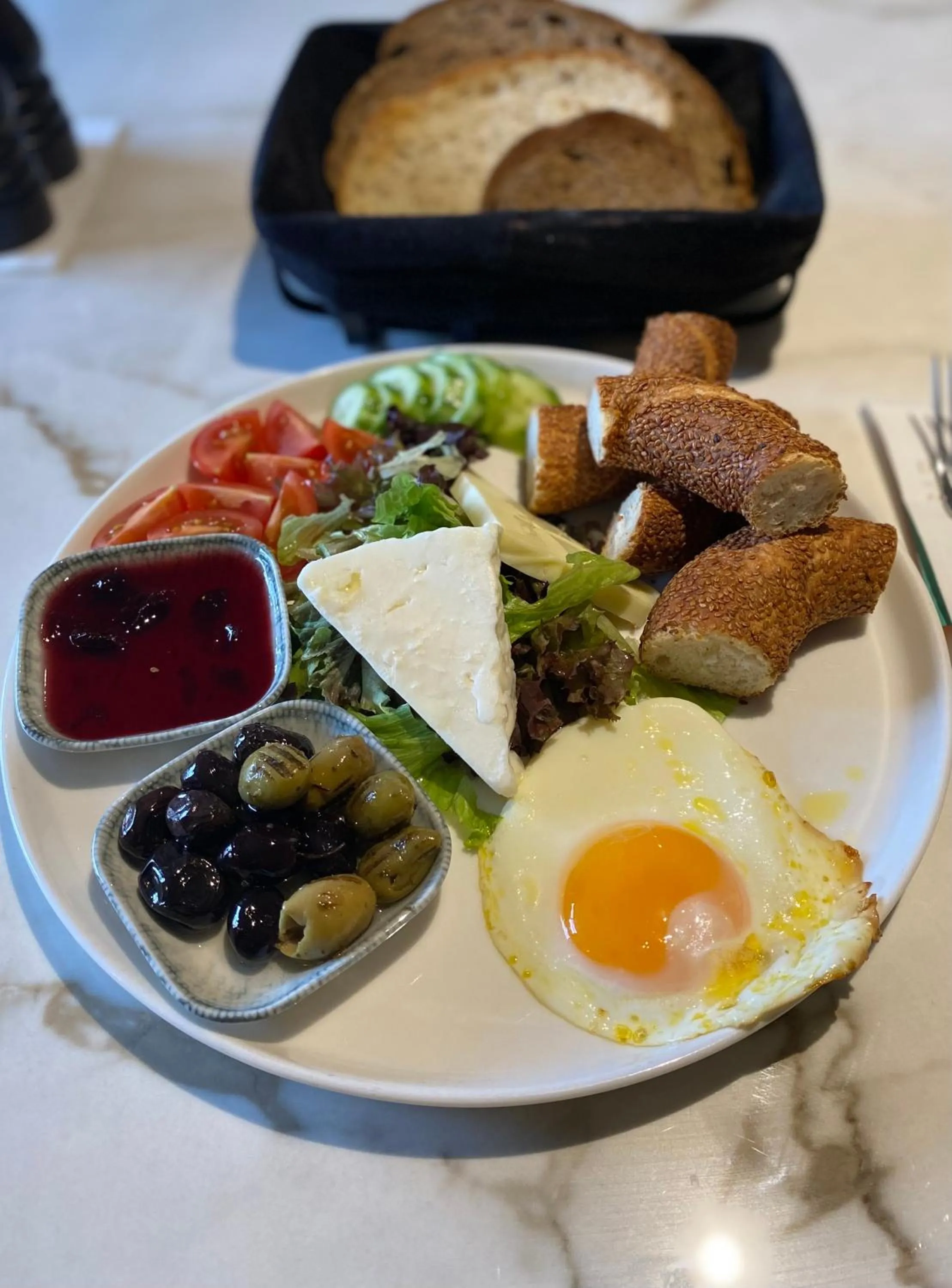 Breakfast in 12 rooms hotel