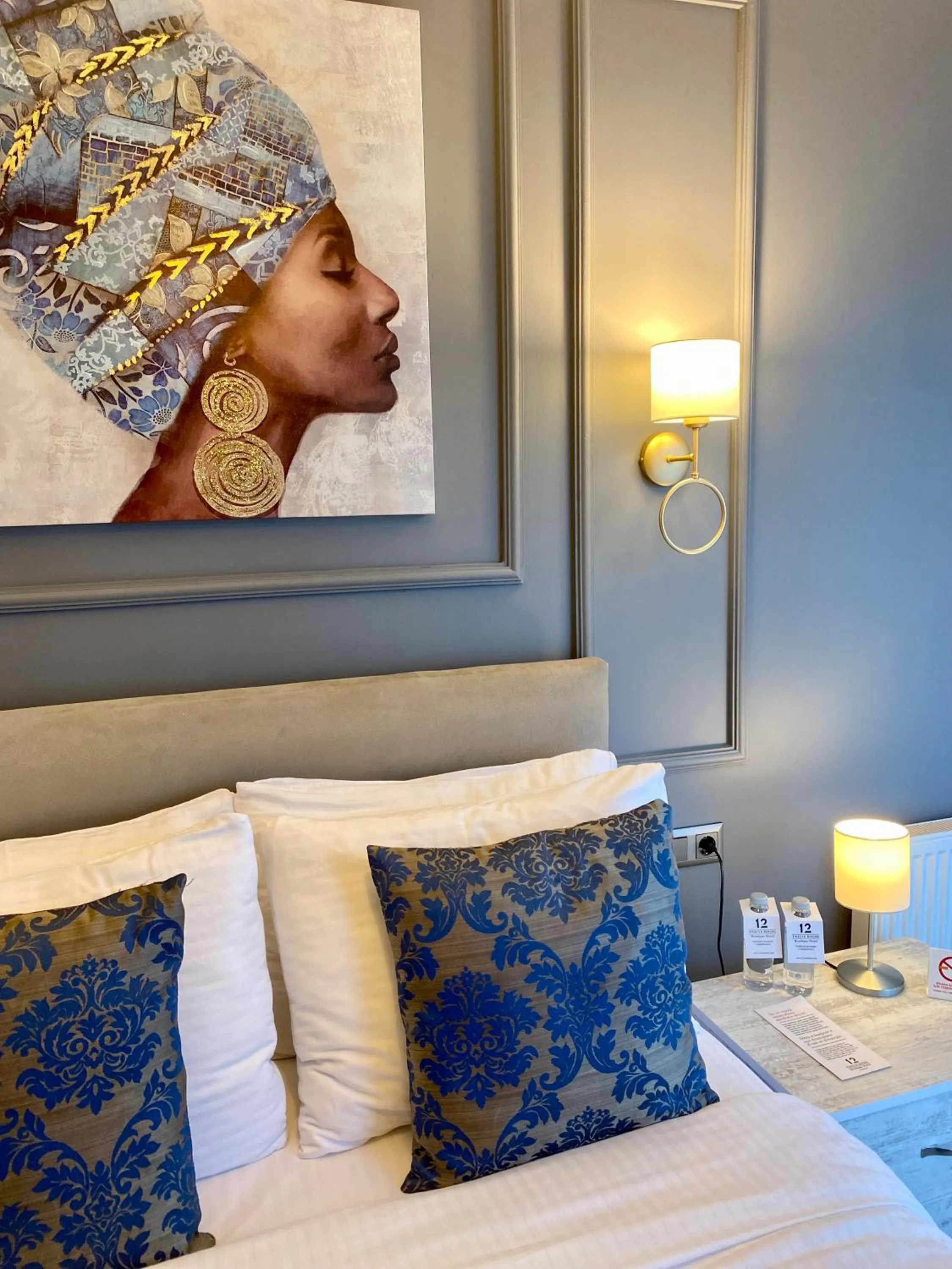 Bed in 12 rooms hotel