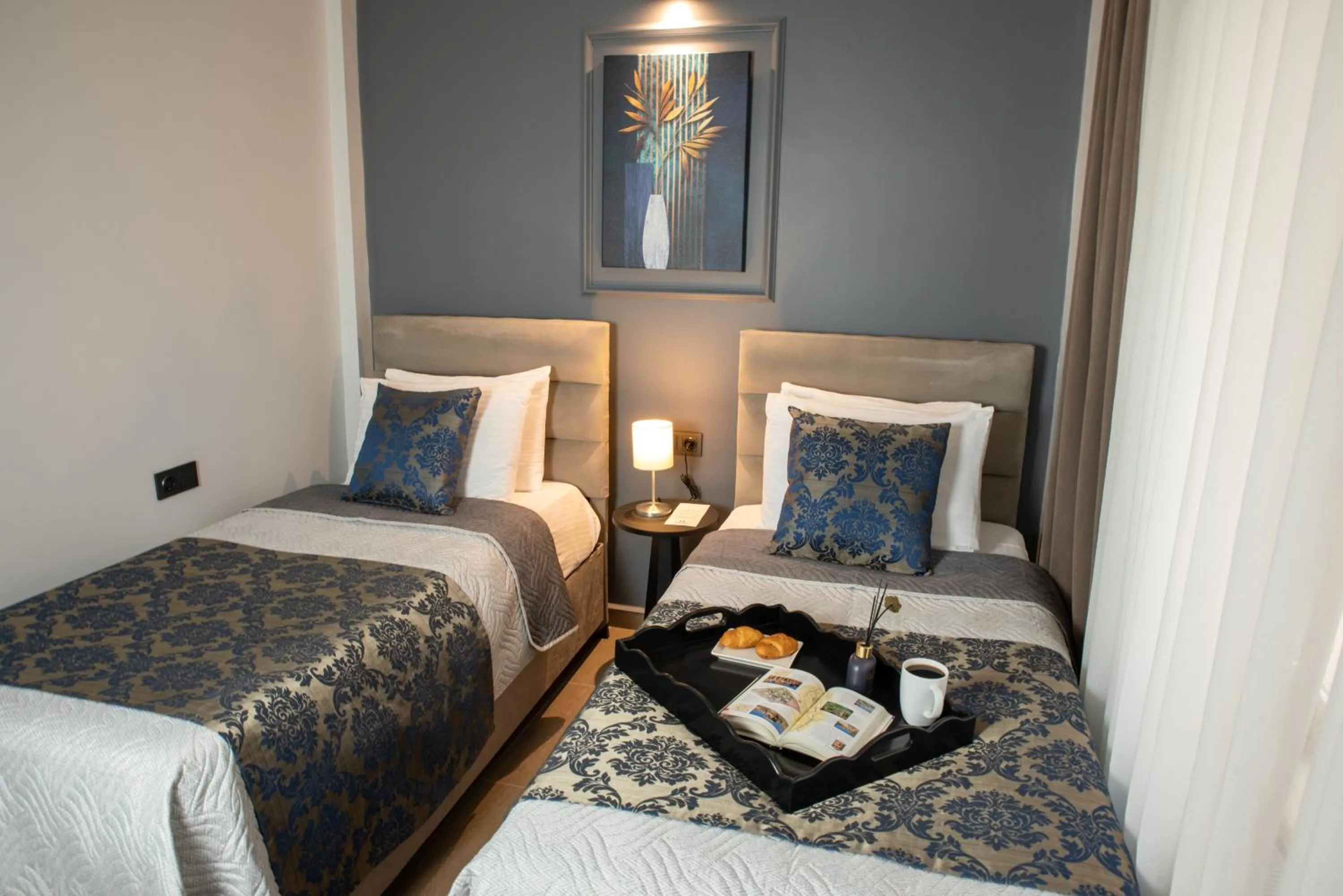 Bed in 12 rooms hotel