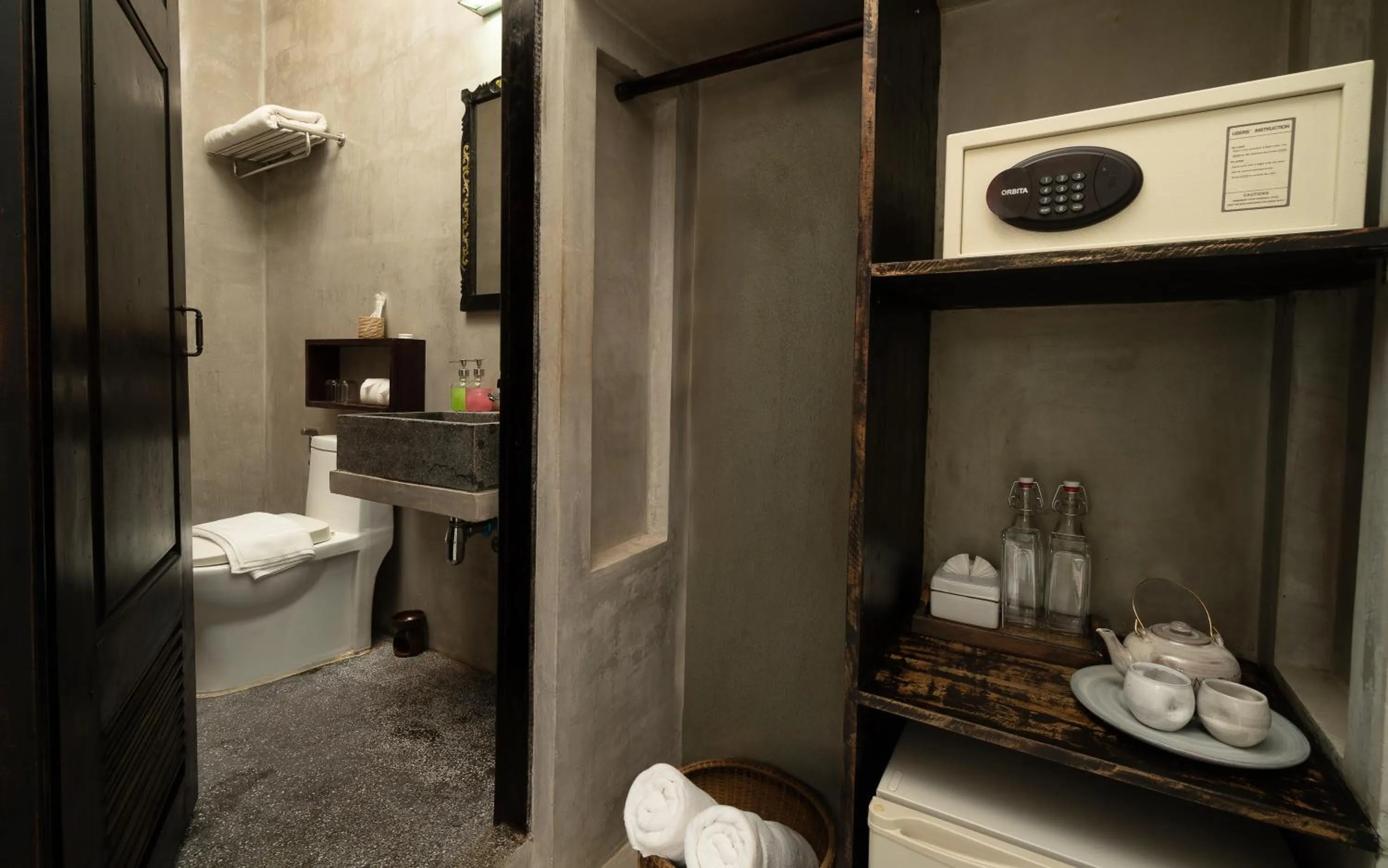 Bathroom in The Urban