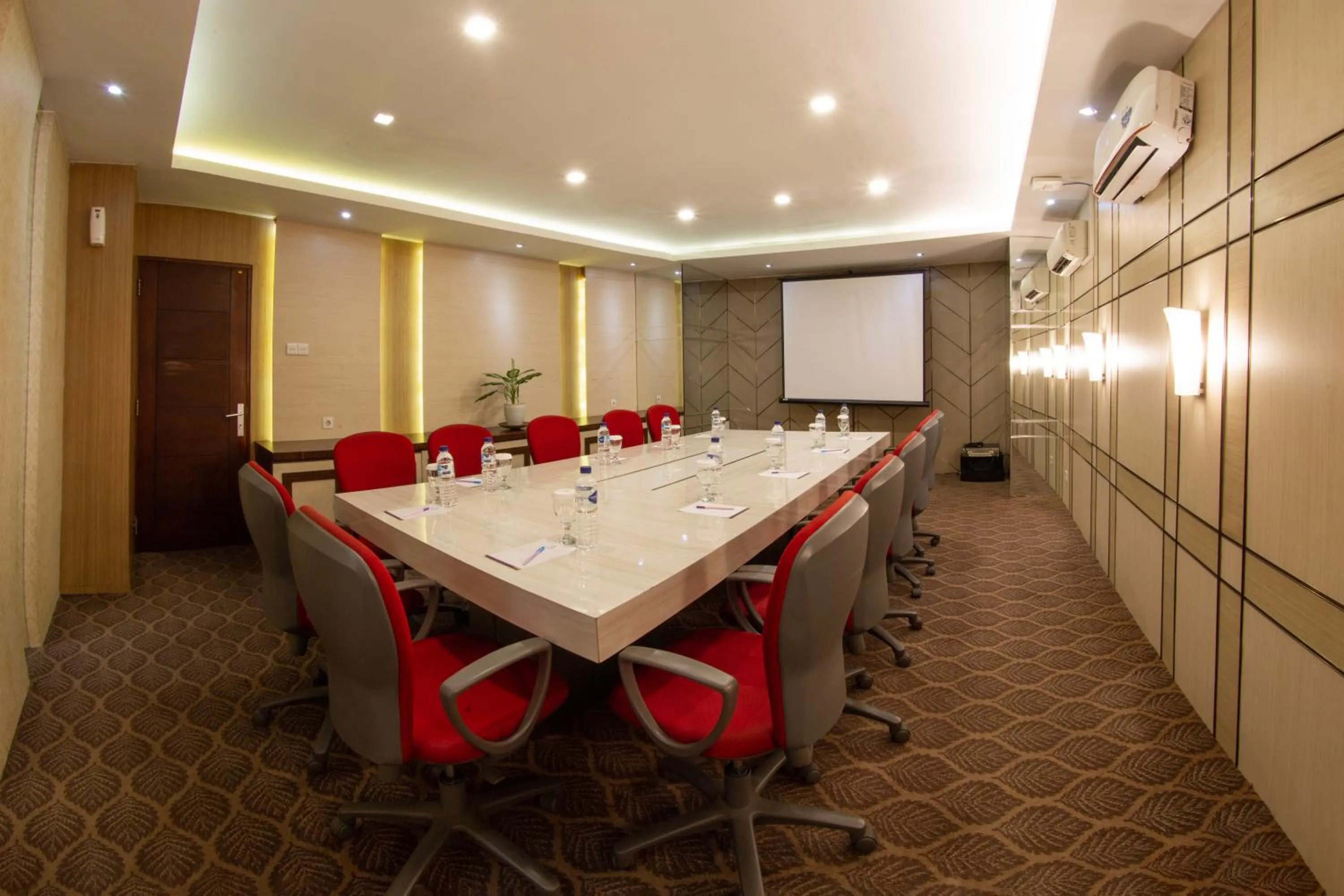 Lombok Plaza Hotel and Convention