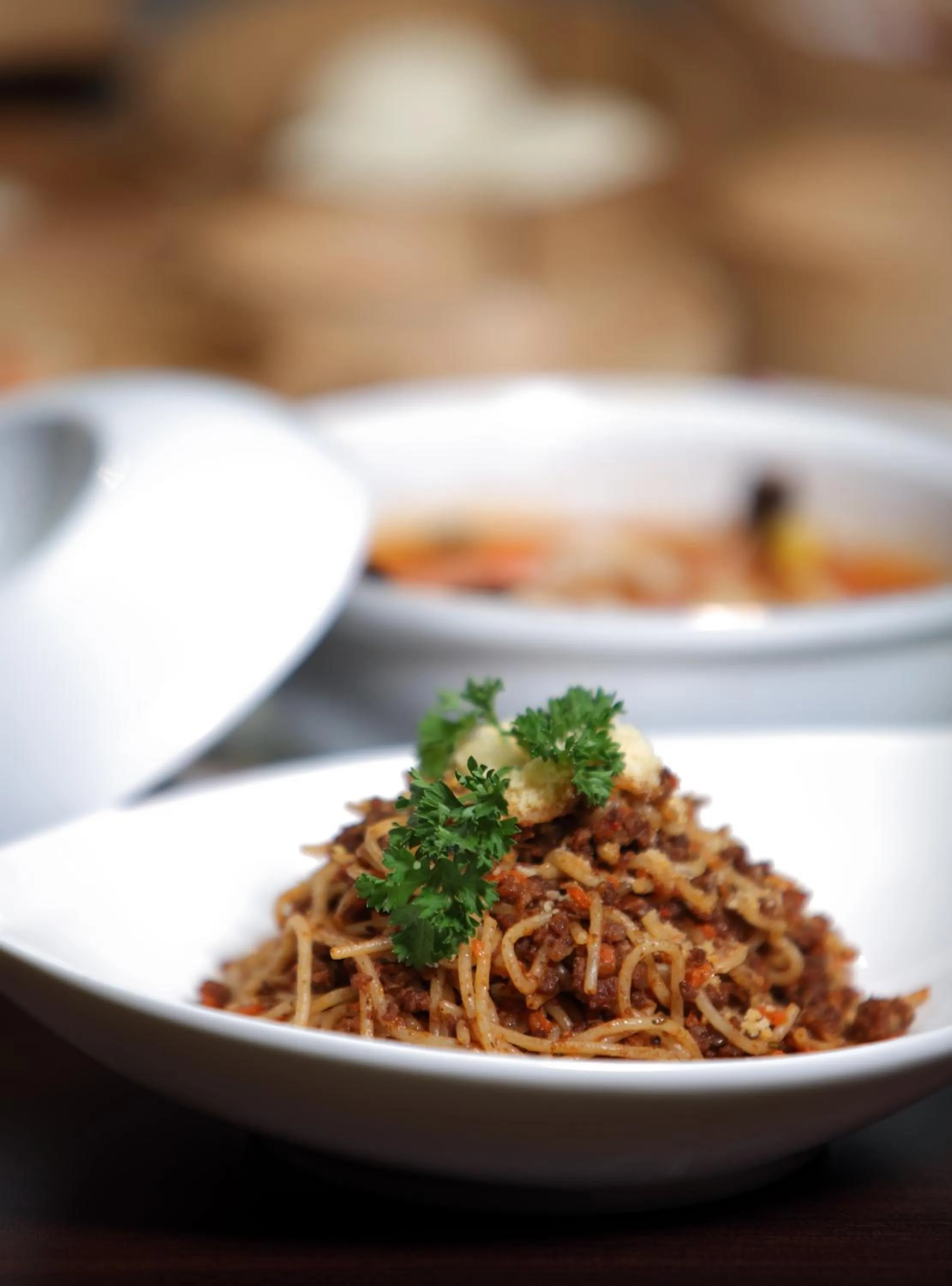 Restaurant/places to eat in Lombok Plaza Hotel and Convention