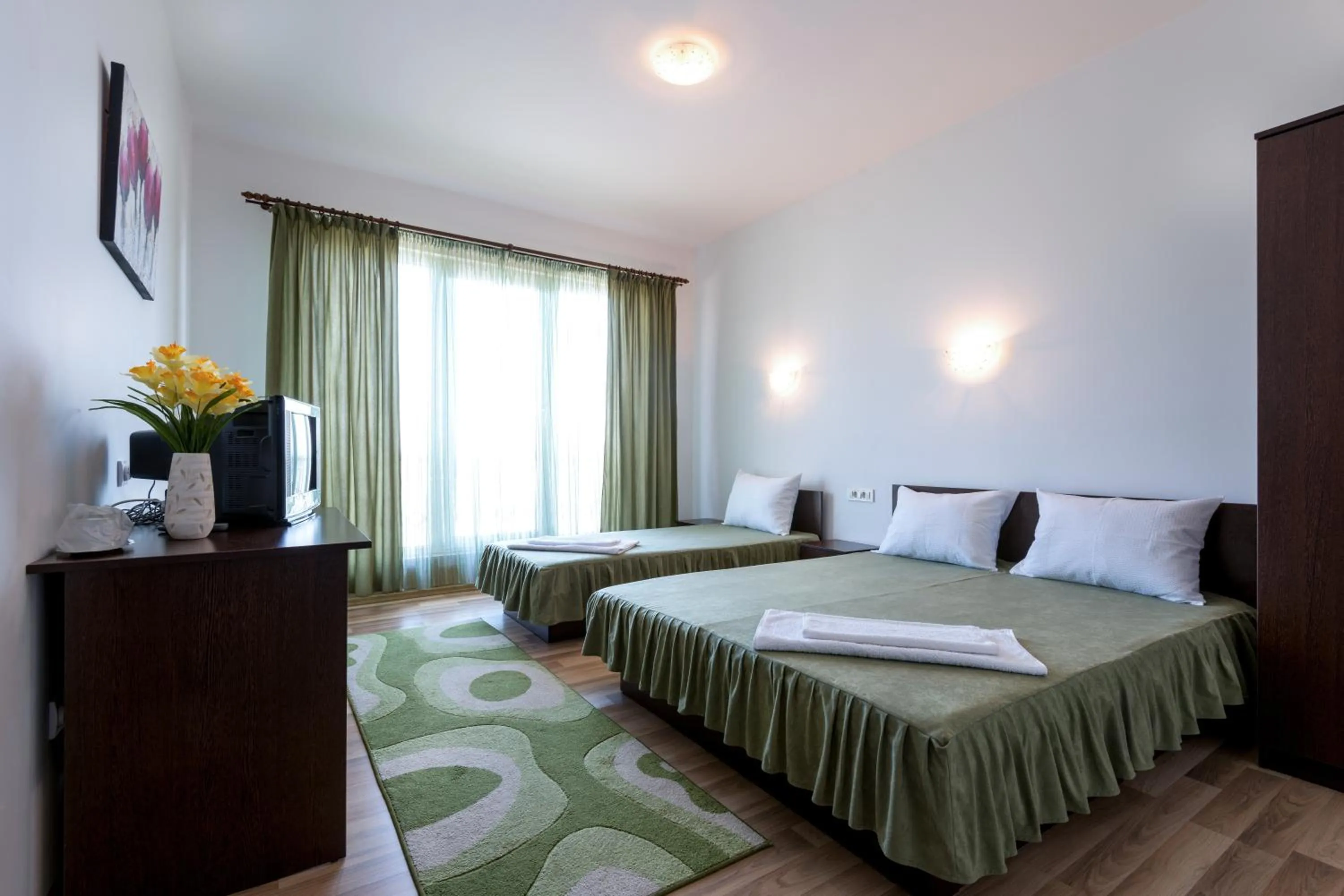 Photo of the whole room, Bed in Pensiunea Zbor