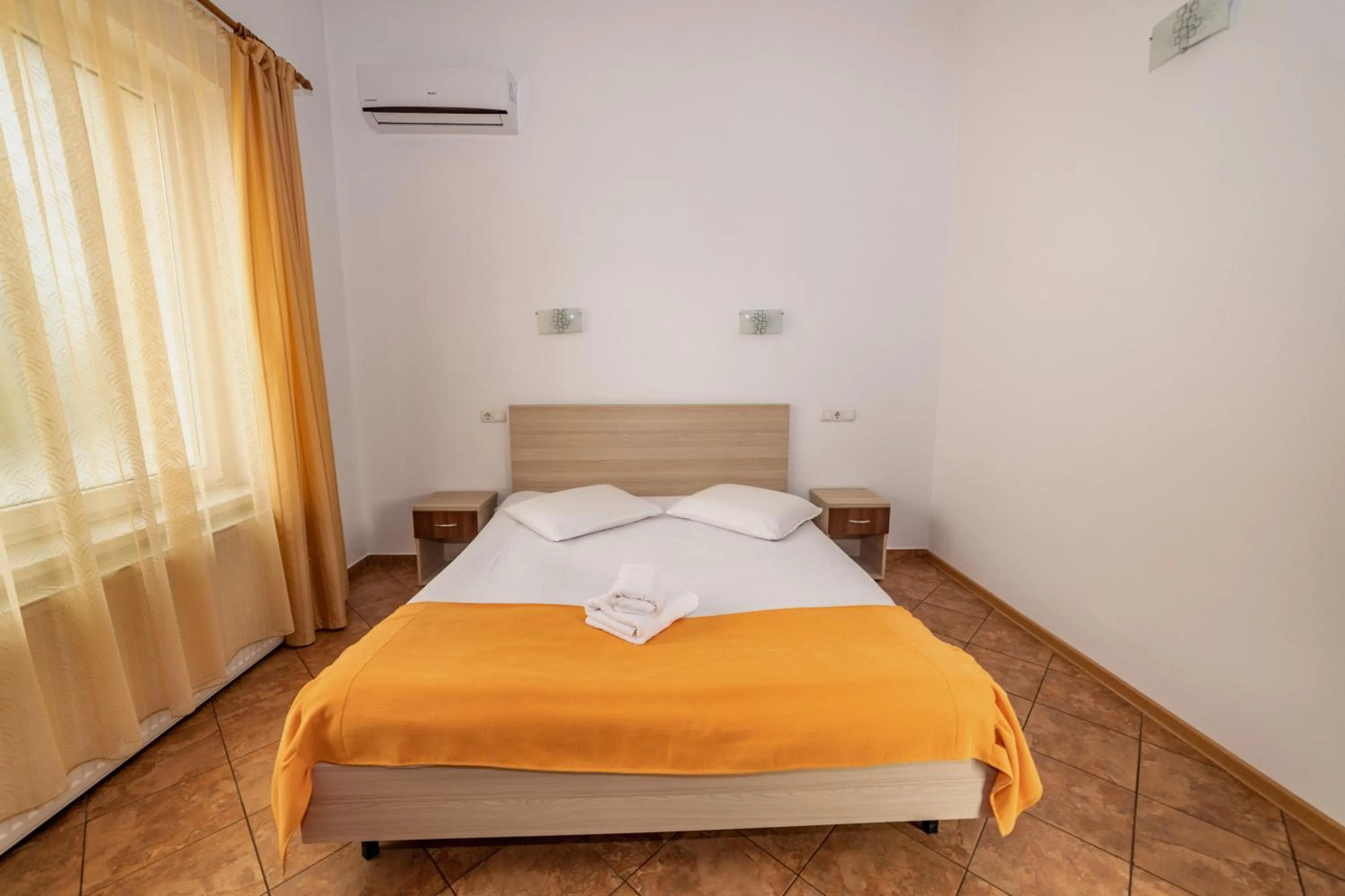 Bed in Pensiunea Zbor