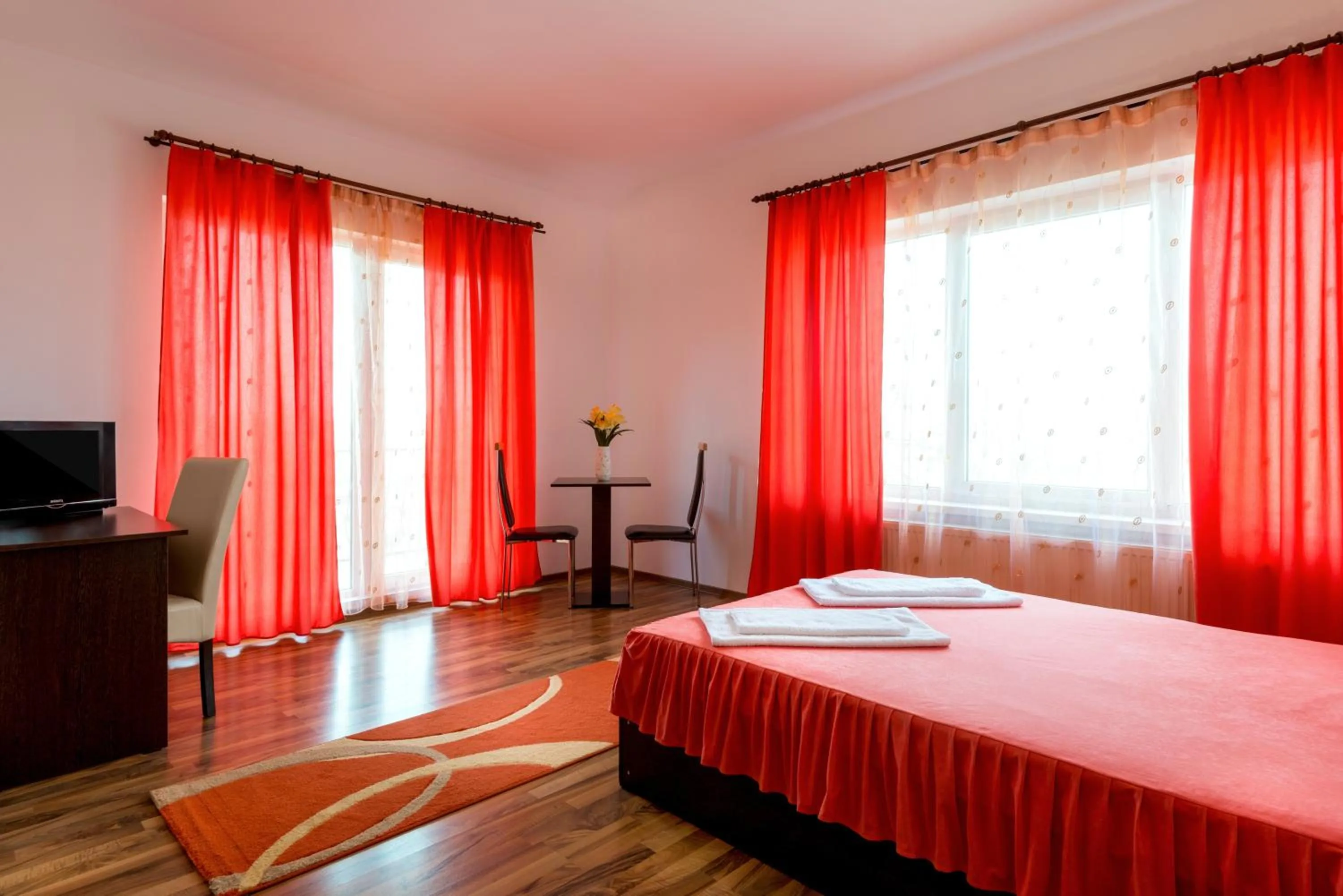 Photo of the whole room, Bed in Pensiunea Zbor