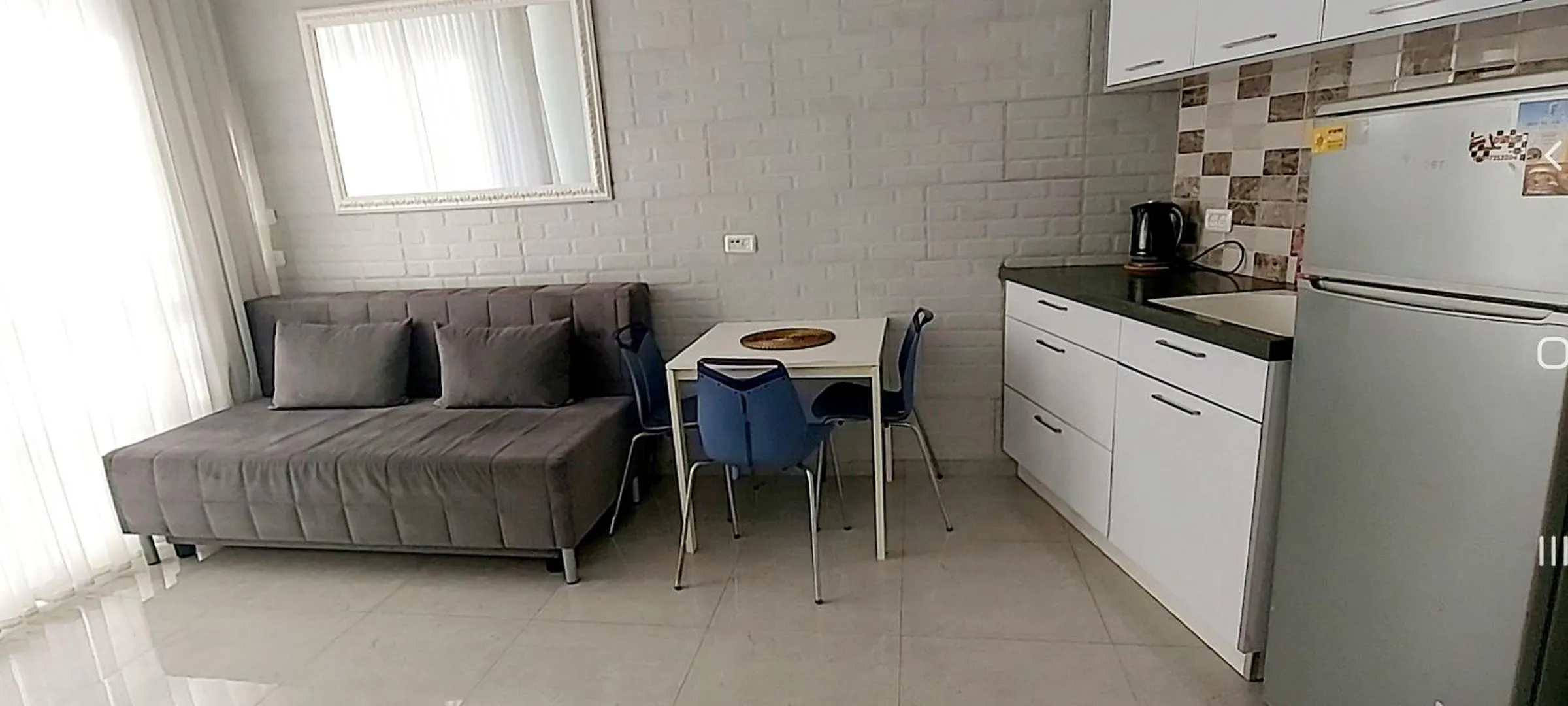 Living room in Apart Hotel TLV/Bat Yam Beach Front 1207
