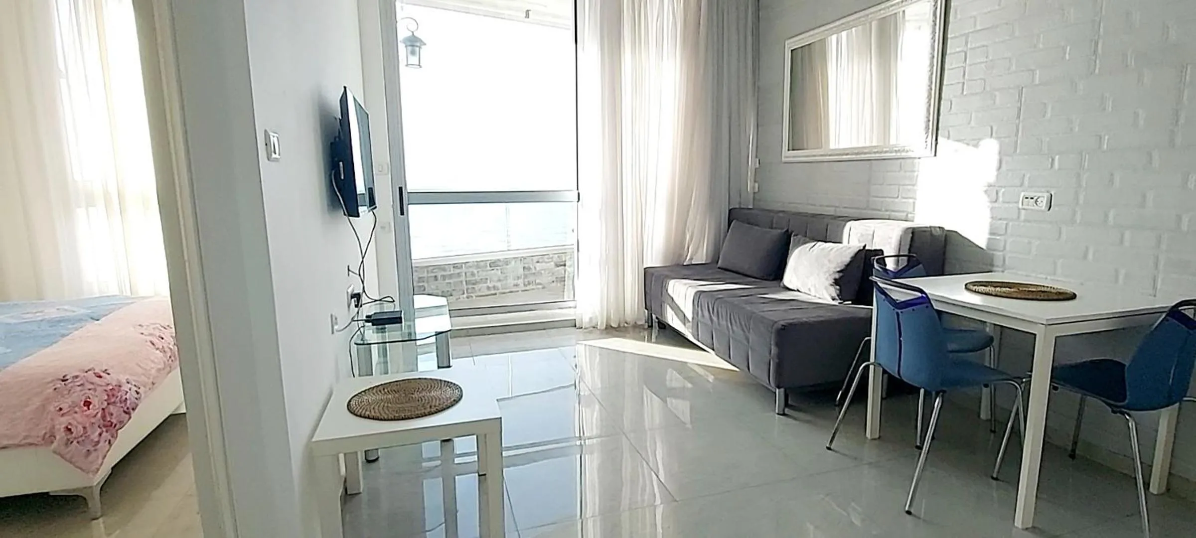 Living room, Bed in Apart Hotel TLV/Bat Yam Beach Front 1207