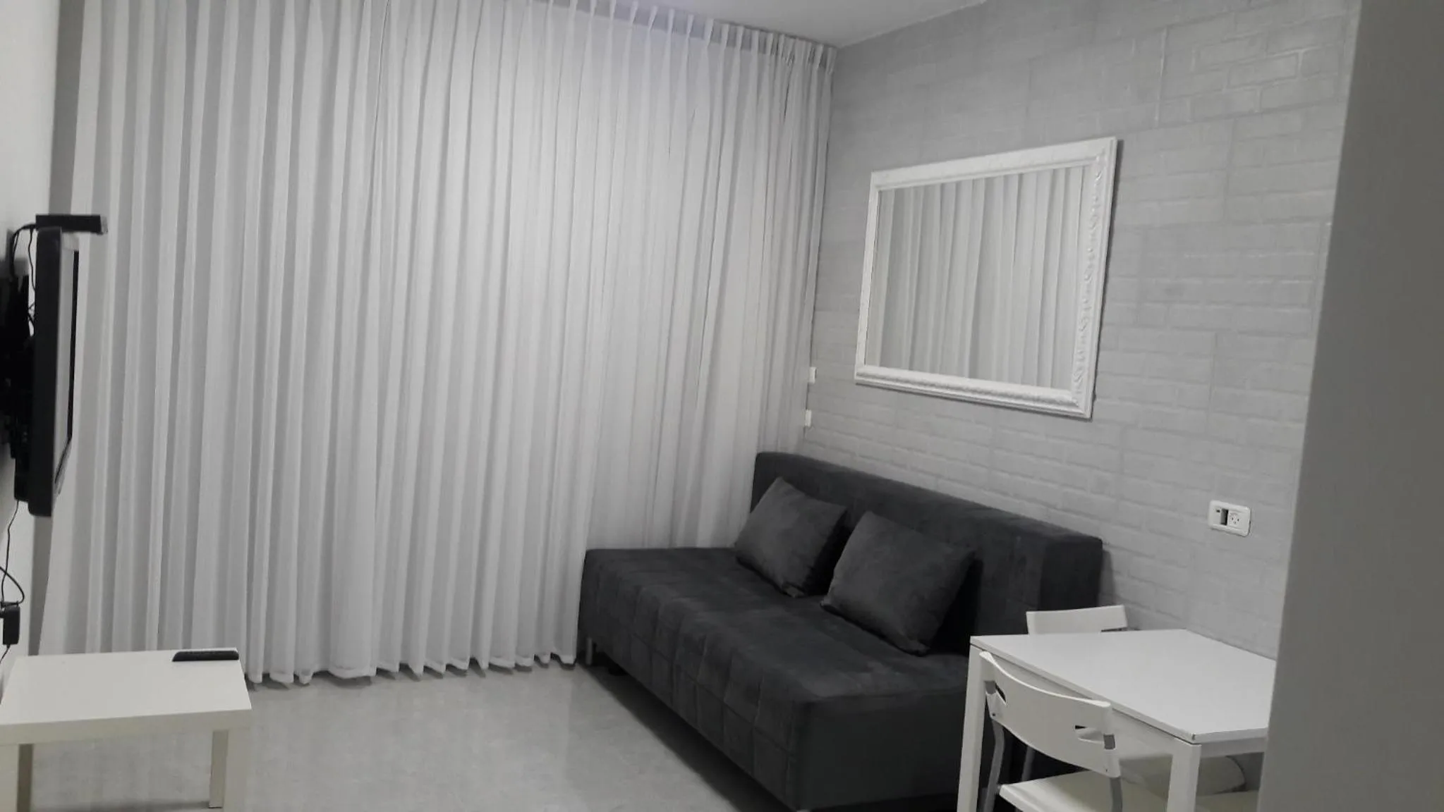 Living room in Apart Hotel TLV/Bat Yam Beach Front 1207