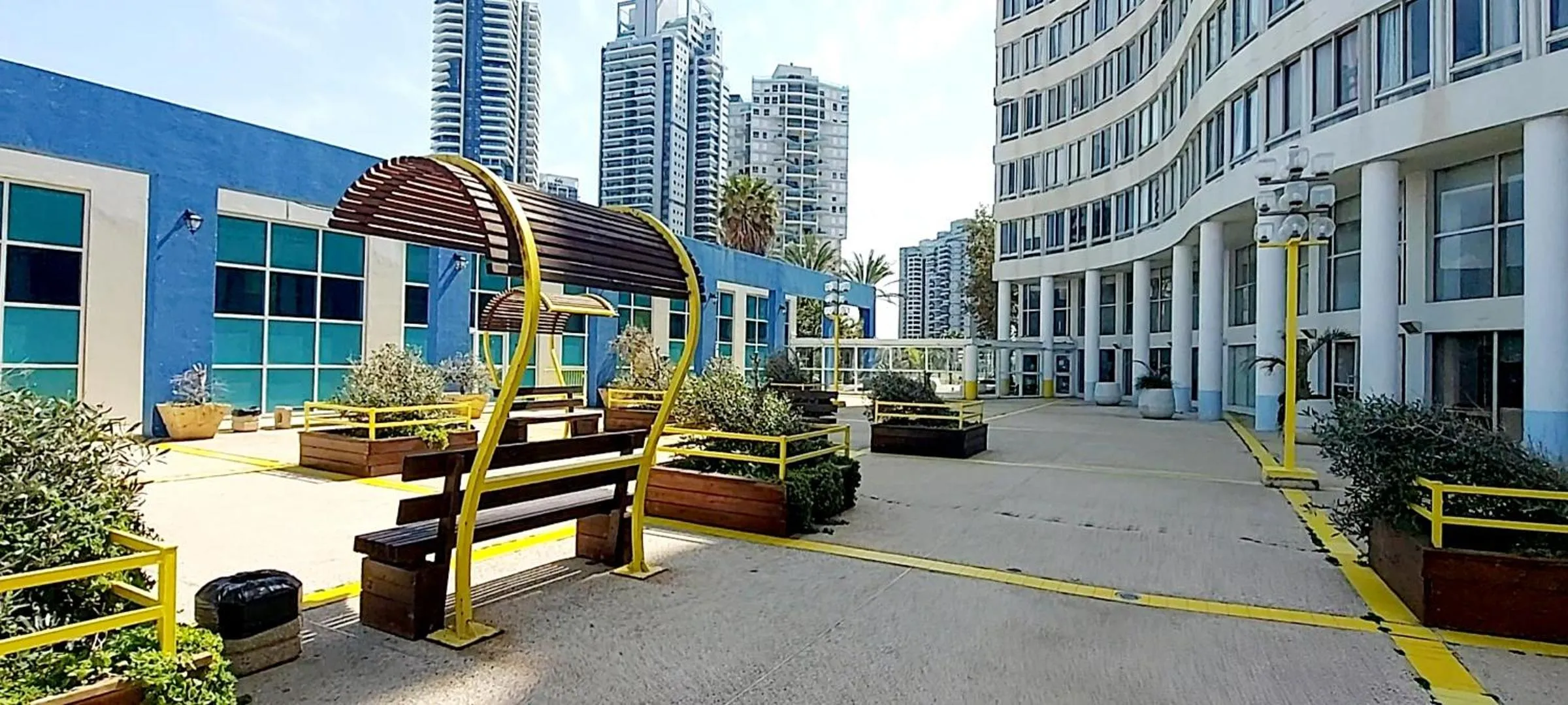 Facade/entrance in Apart Hotel TLV/Bat Yam Beach Front 1207