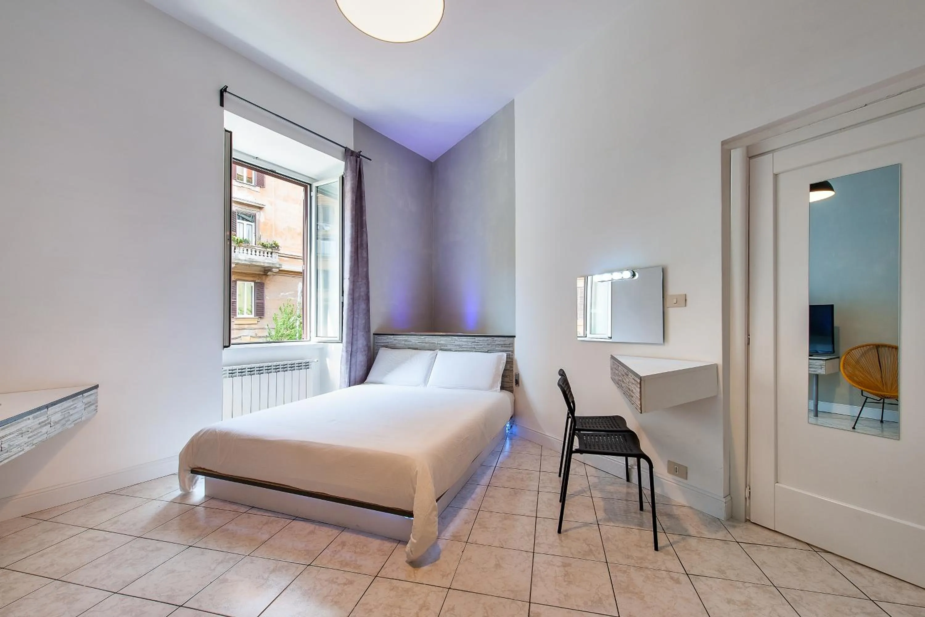 Photo of the whole room, Bed in SmooRoomS Roma Ostiense